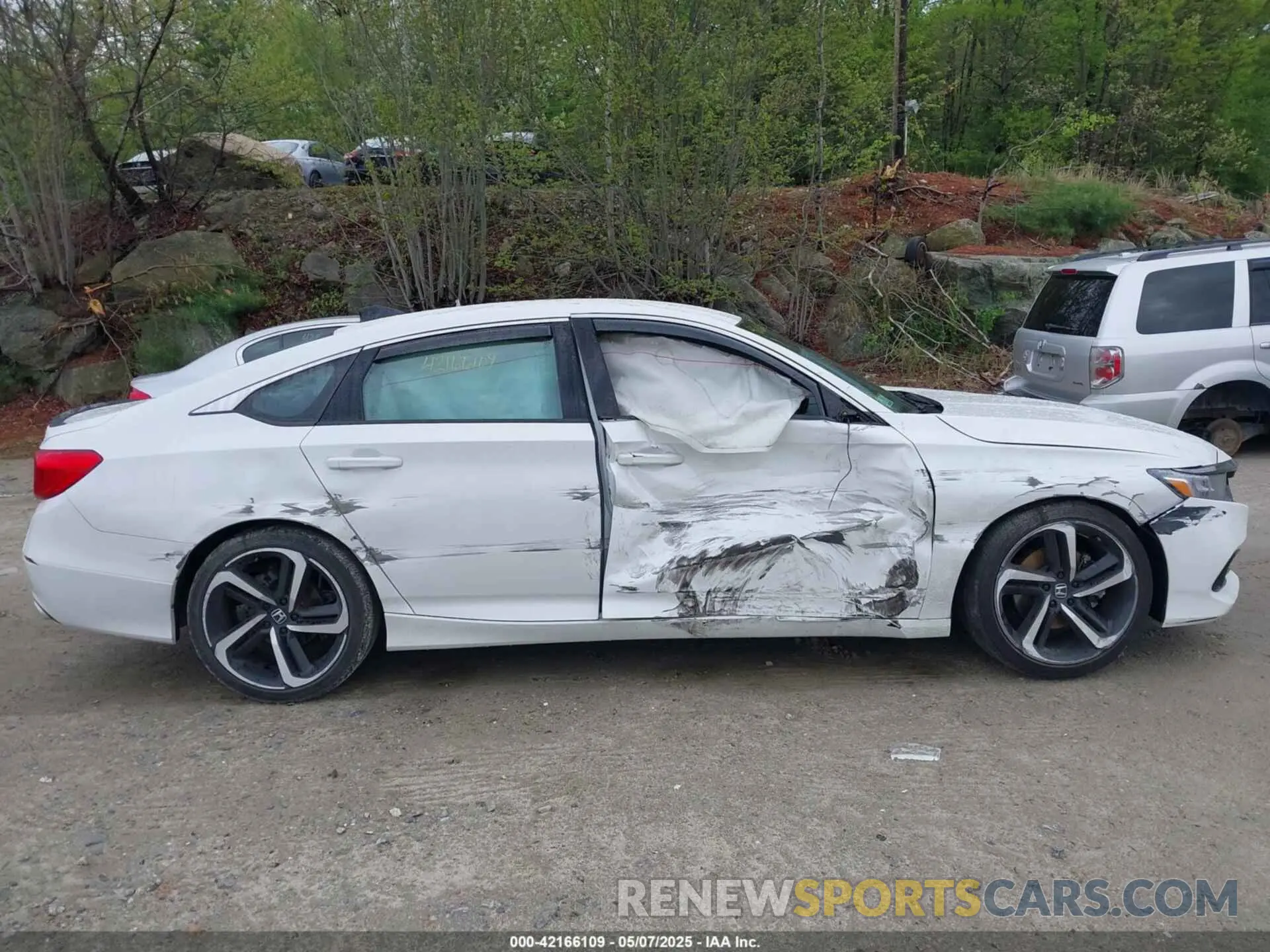 13 Photograph of a damaged car 1HGCV1F32NA024308 HONDA ACCORD 2022