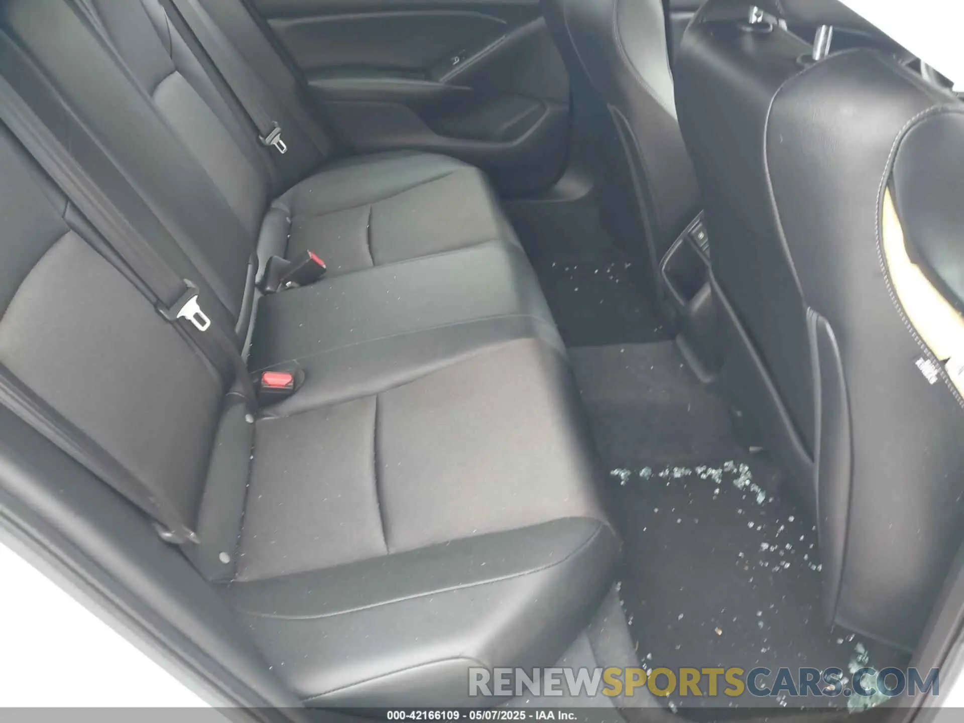 8 Photograph of a damaged car 1HGCV1F32NA024308 HONDA ACCORD 2022