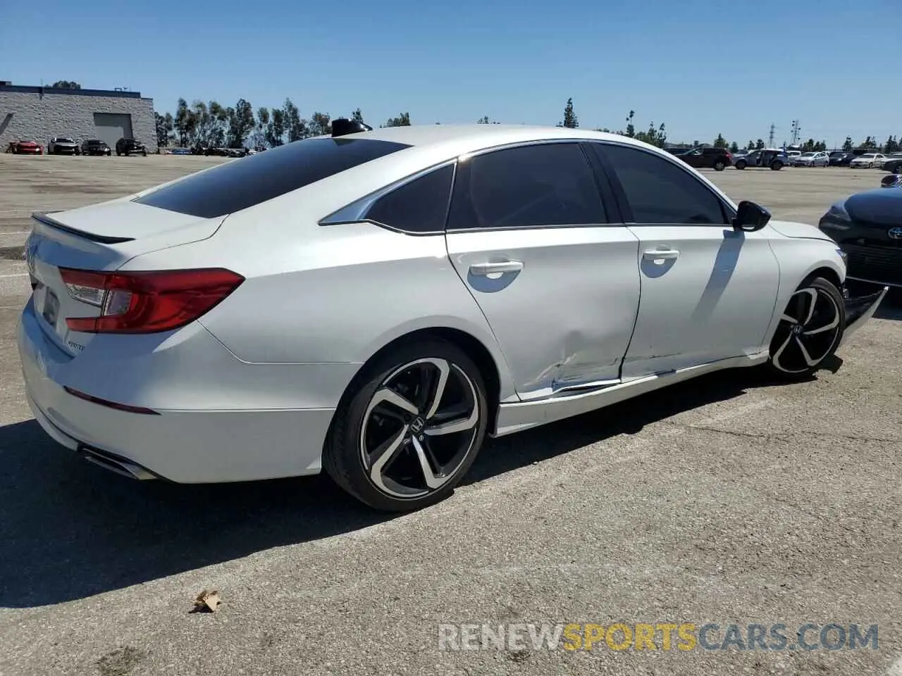 3 Фотография поврежденного автомобиля 1HGCV1F32NA084850 HONDA ACCORD 2022