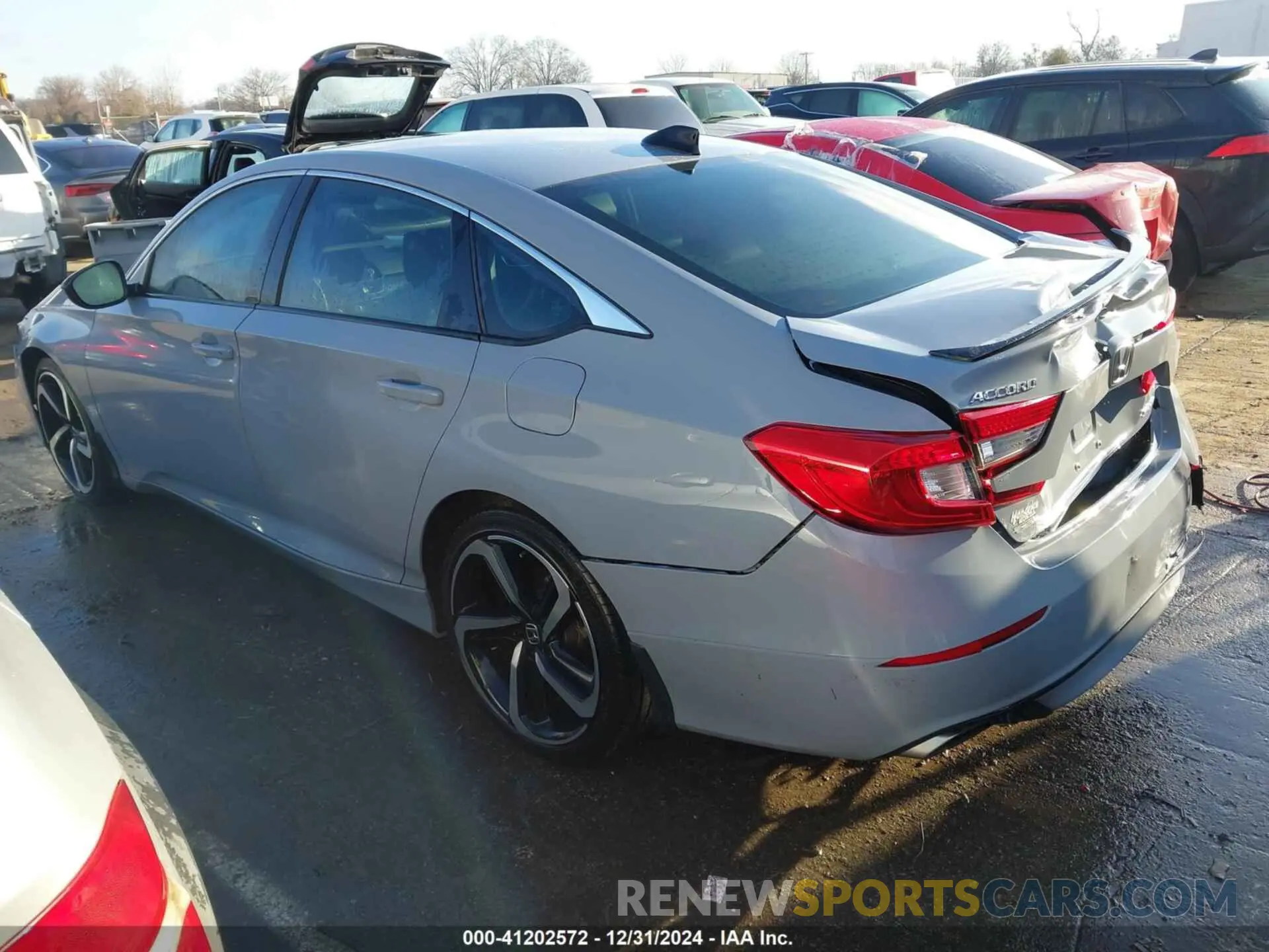 3 Фотография поврежденного автомобиля 1HGCV1F32NA108841 HONDA ACCORD 2022