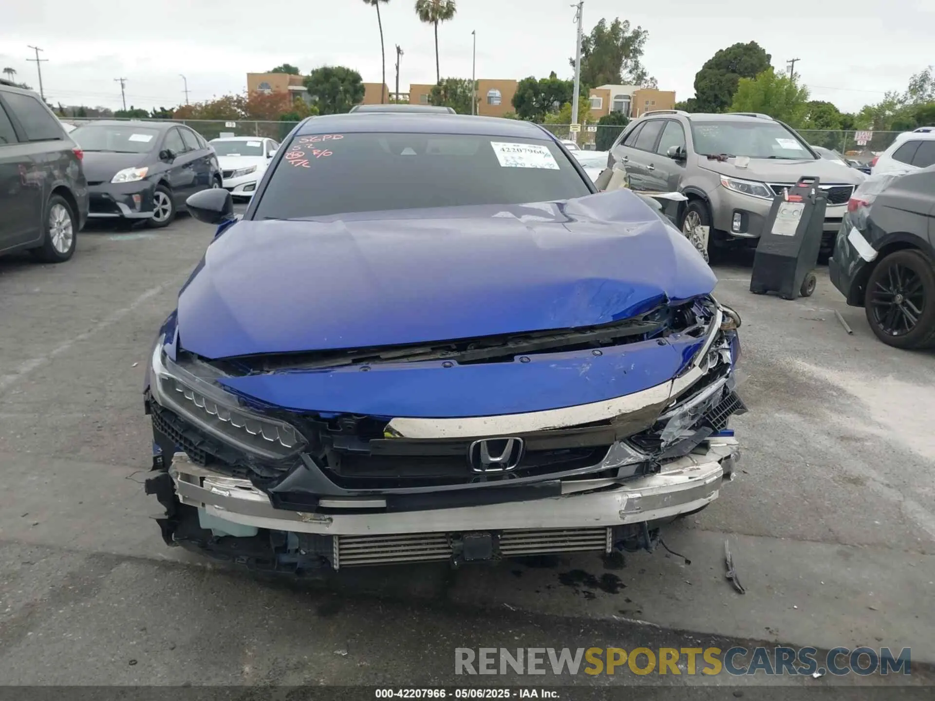 12 Photograph of a damaged car 1HGCV1F33NA005301 HONDA ACCORD 2022