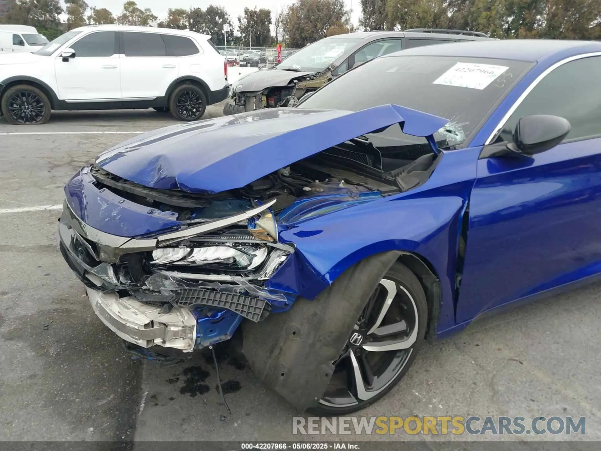 6 Photograph of a damaged car 1HGCV1F33NA005301 HONDA ACCORD 2022