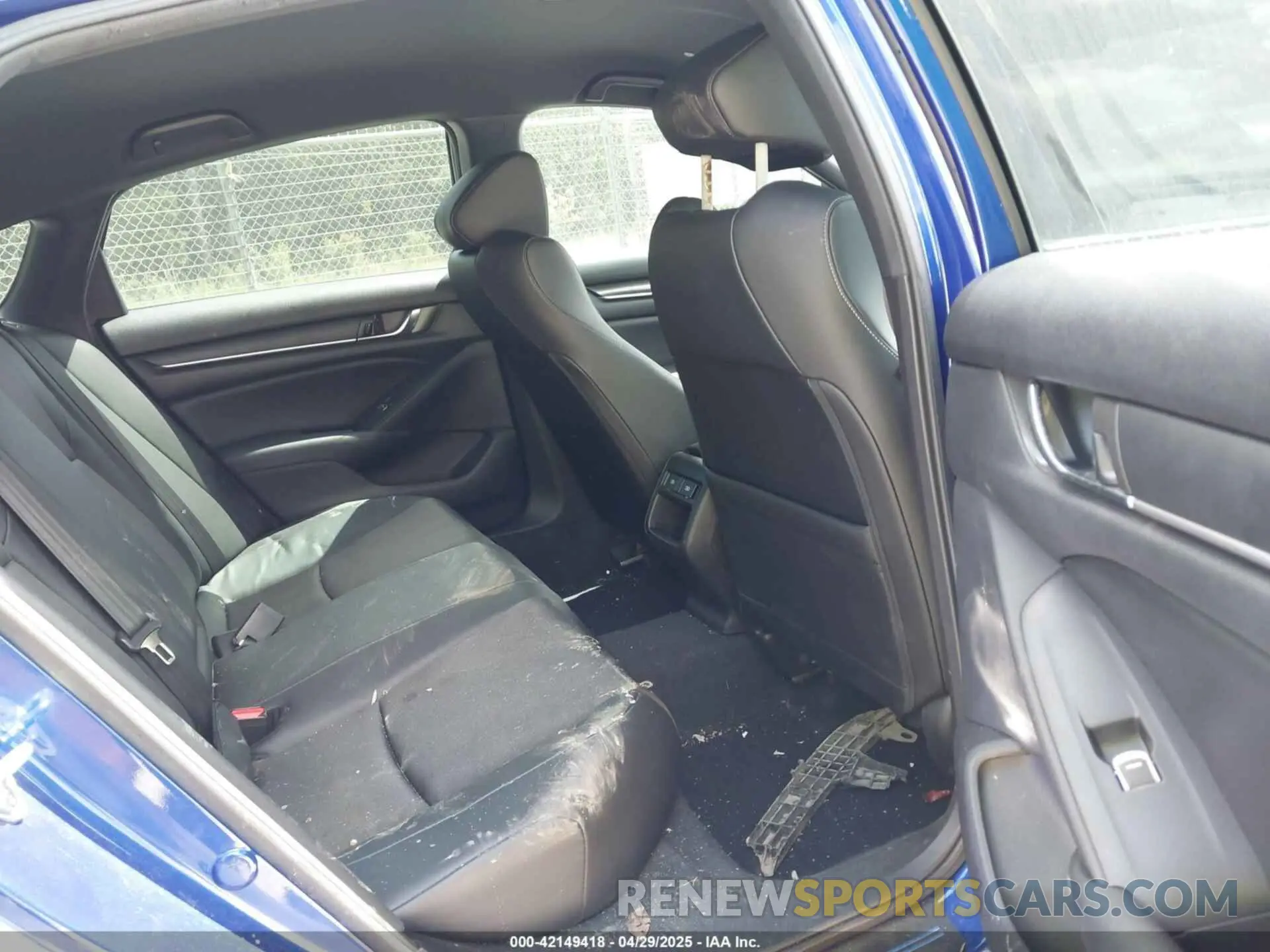 8 Photograph of a damaged car 1HGCV1F33NA038928 HONDA ACCORD 2022