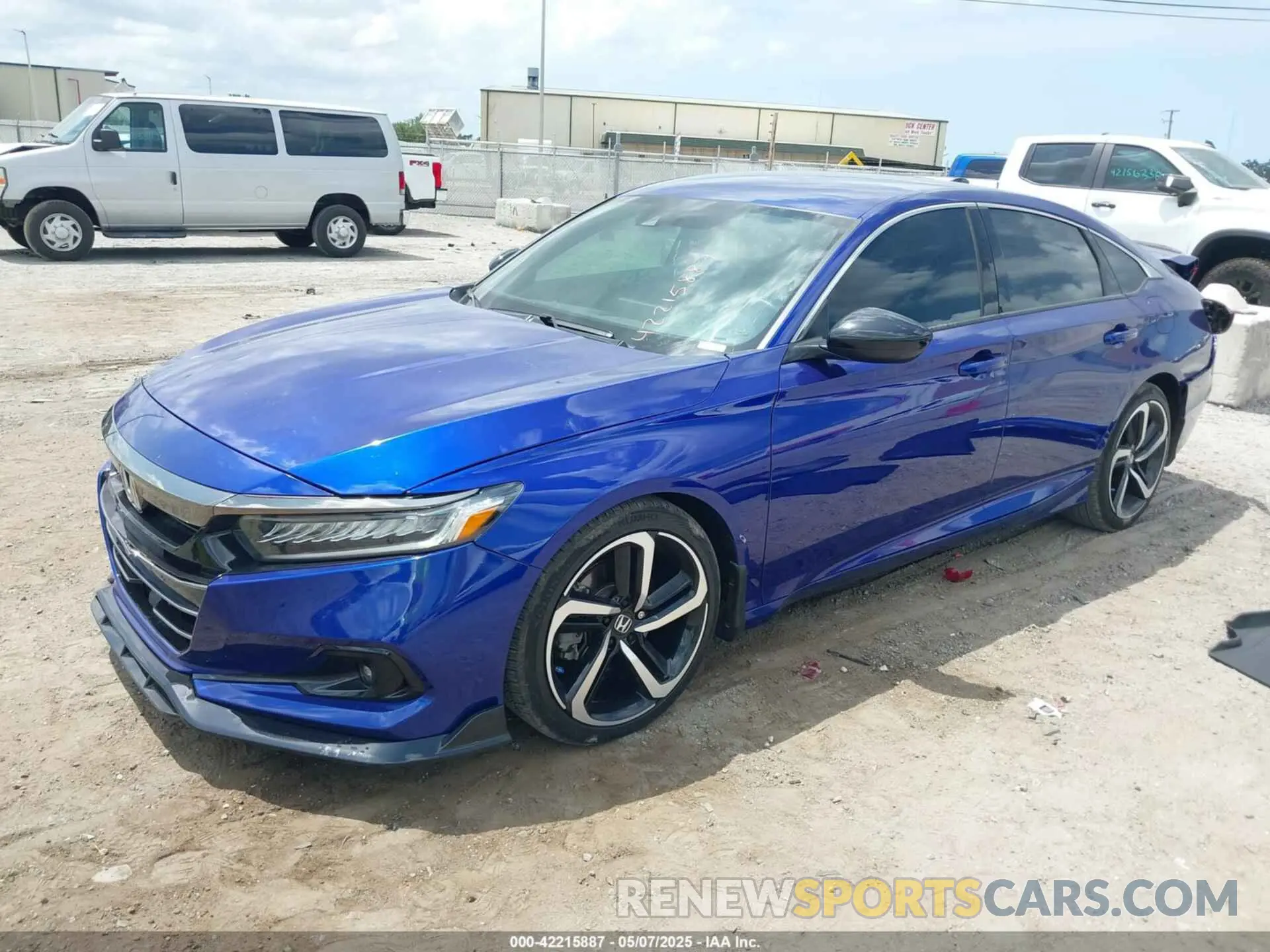 2 Фотография поврежденного автомобиля 1HGCV1F33NA083674 HONDA ACCORD 2022