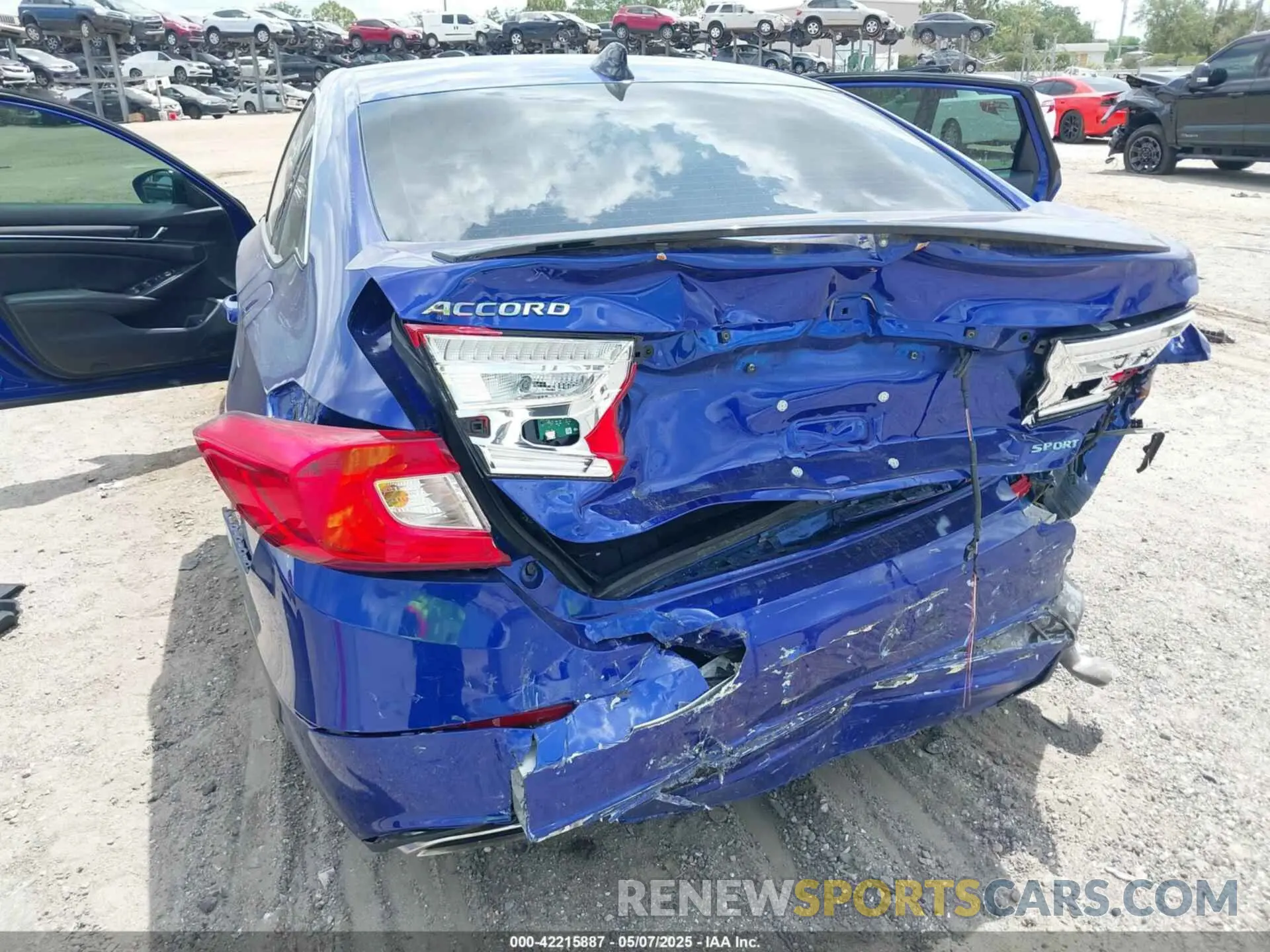 6 Фотография поврежденного автомобиля 1HGCV1F33NA083674 HONDA ACCORD 2022