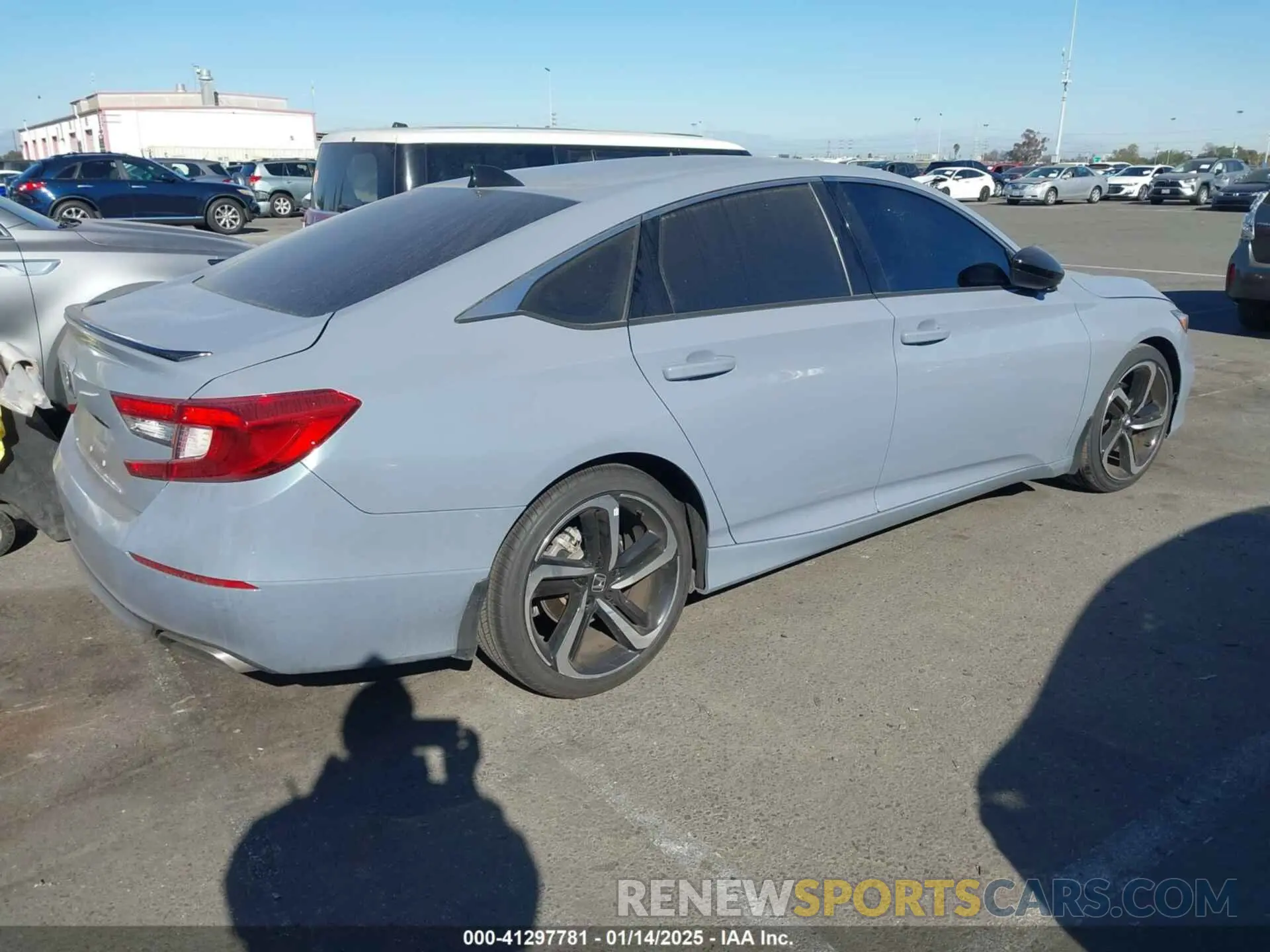 4 Фотография поврежденного автомобиля 1HGCV1F33NA084288 HONDA ACCORD 2022