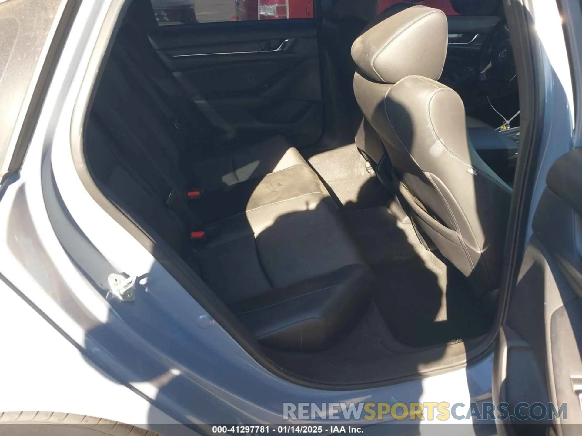 8 Фотография поврежденного автомобиля 1HGCV1F33NA084288 HONDA ACCORD 2022