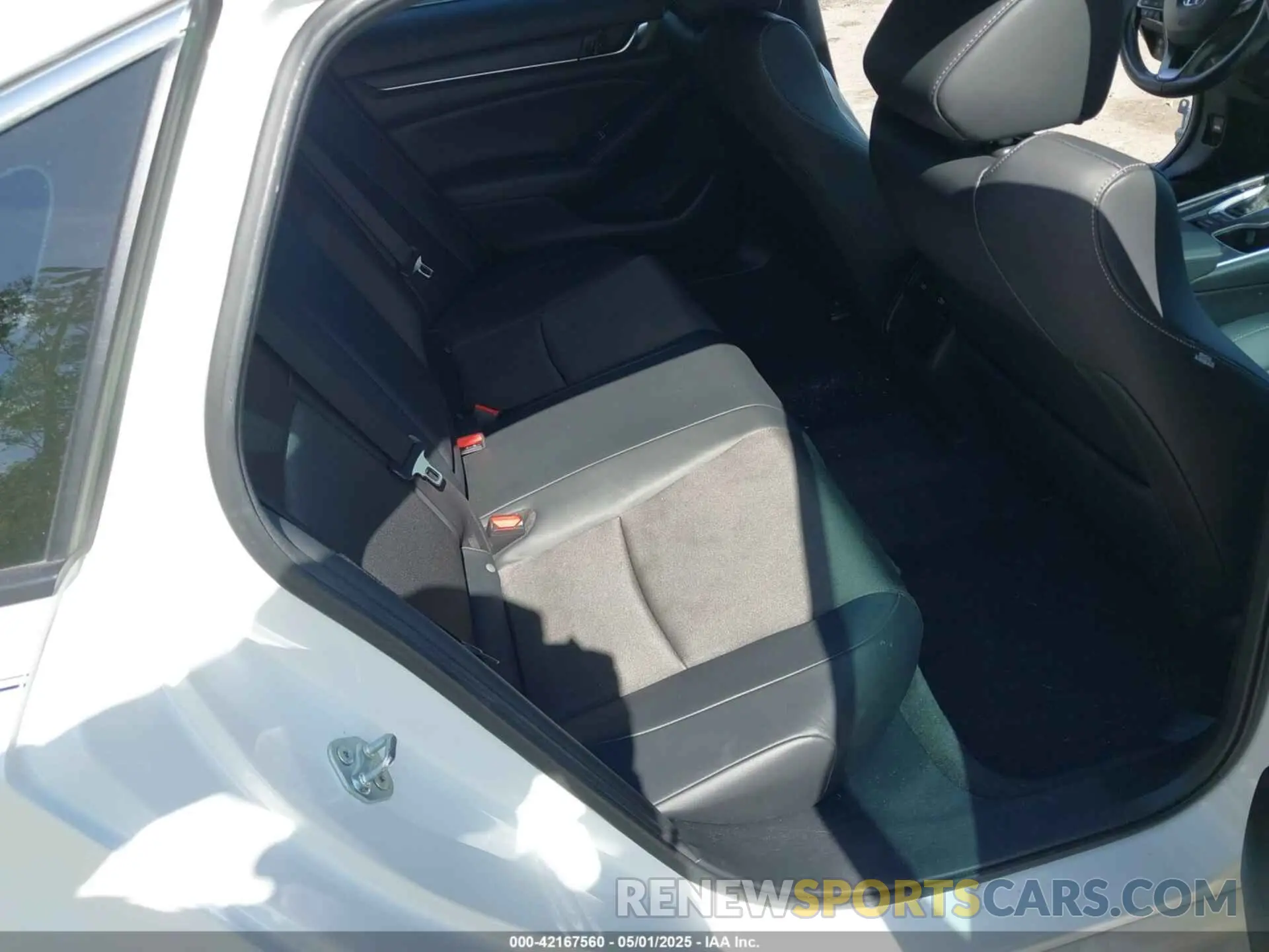 8 Фотография поврежденного автомобиля 1HGCV1F33NA101820 HONDA ACCORD 2022