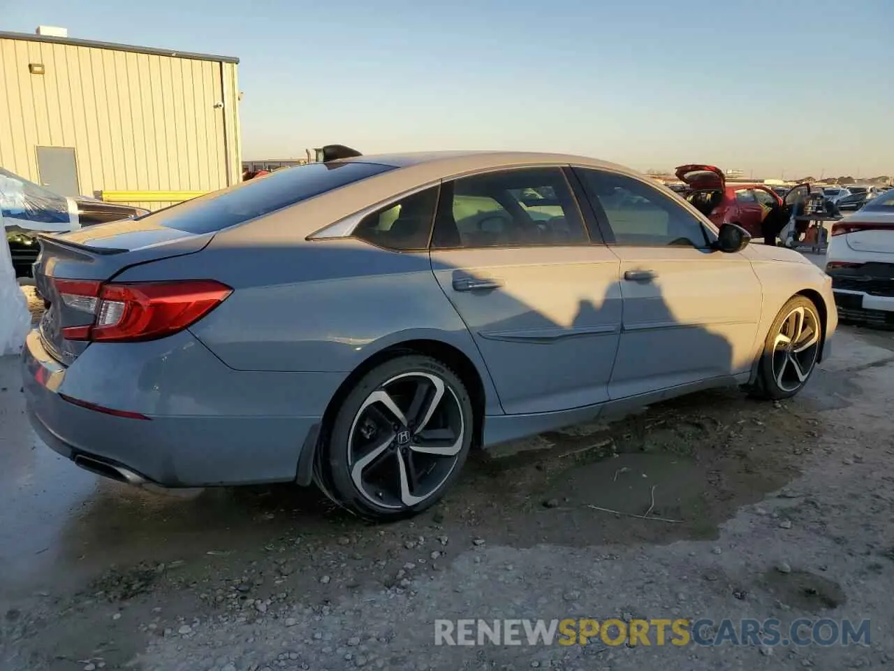 3 Фотография поврежденного автомобиля 1HGCV1F33NA121100 HONDA ACCORD 2022