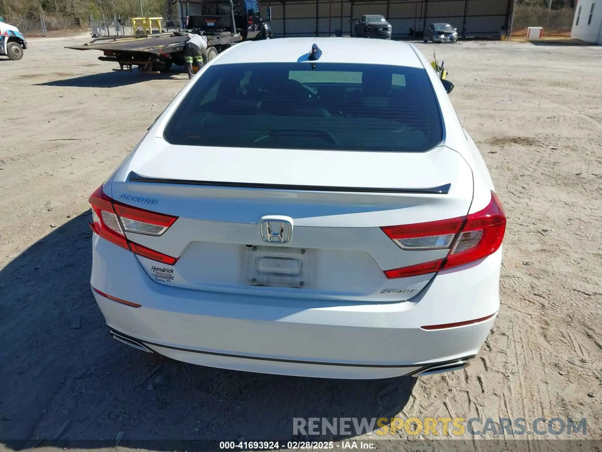 16 Photograph of a damaged car 1HGCV1F34NA035097 HONDA ACCORD 2022