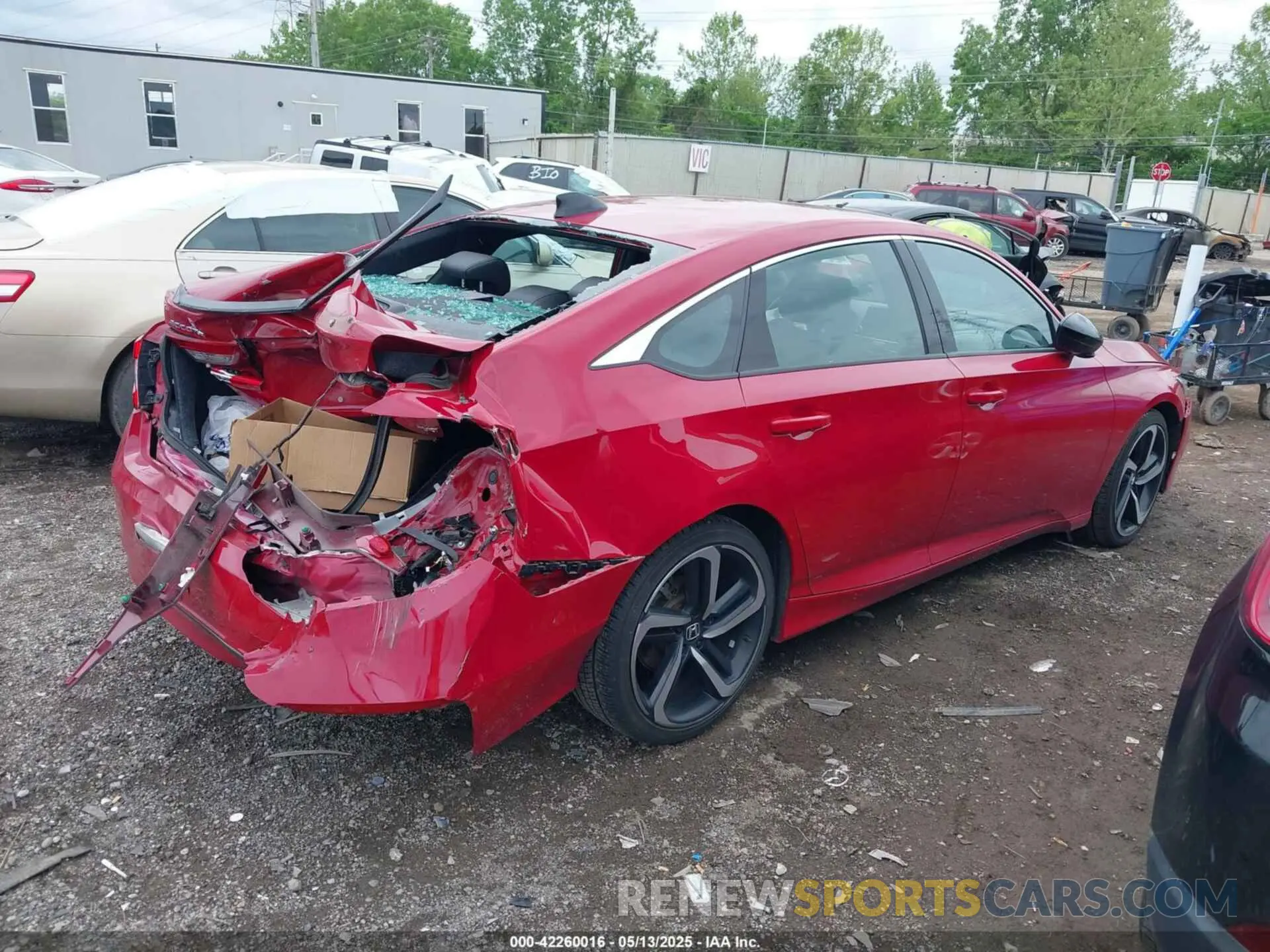 4 Photograph of a damaged car 1HGCV1F34NA058718 HONDA ACCORD 2022