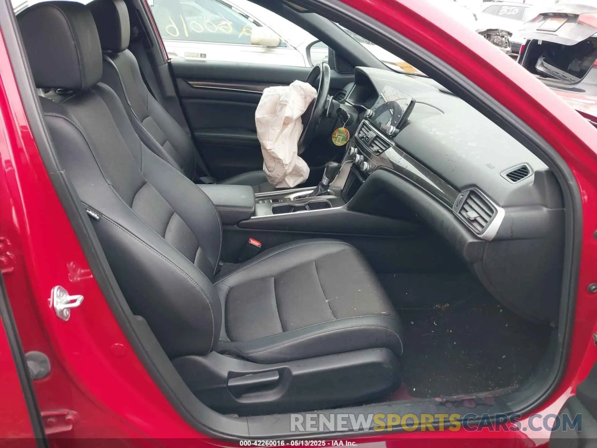 5 Photograph of a damaged car 1HGCV1F34NA058718 HONDA ACCORD 2022