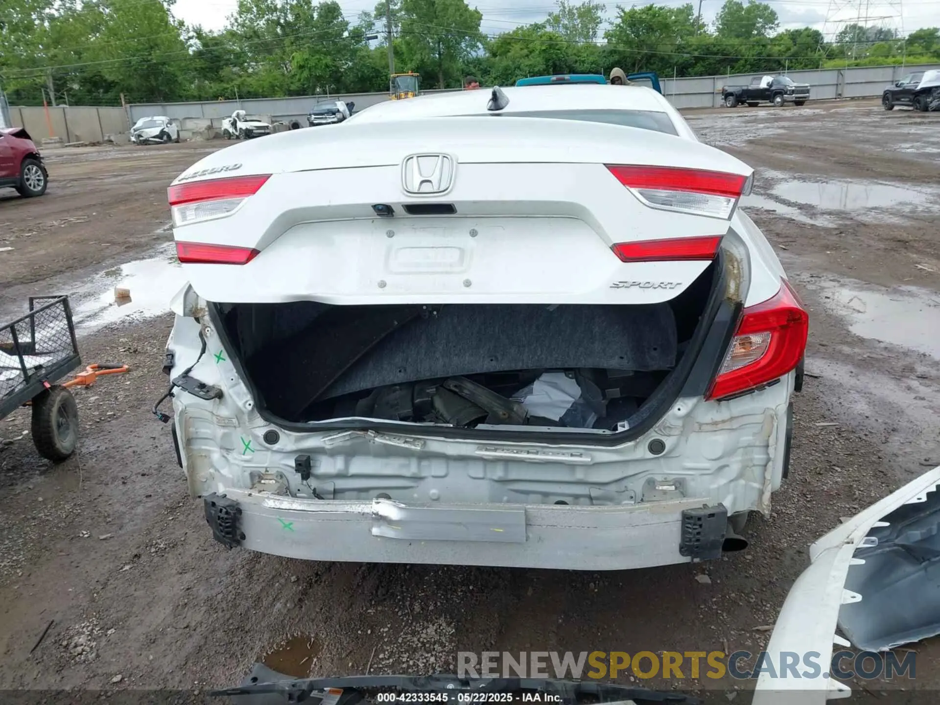 17 Photograph of a damaged car 1HGCV1F34NA103799 HONDA ACCORD 2022