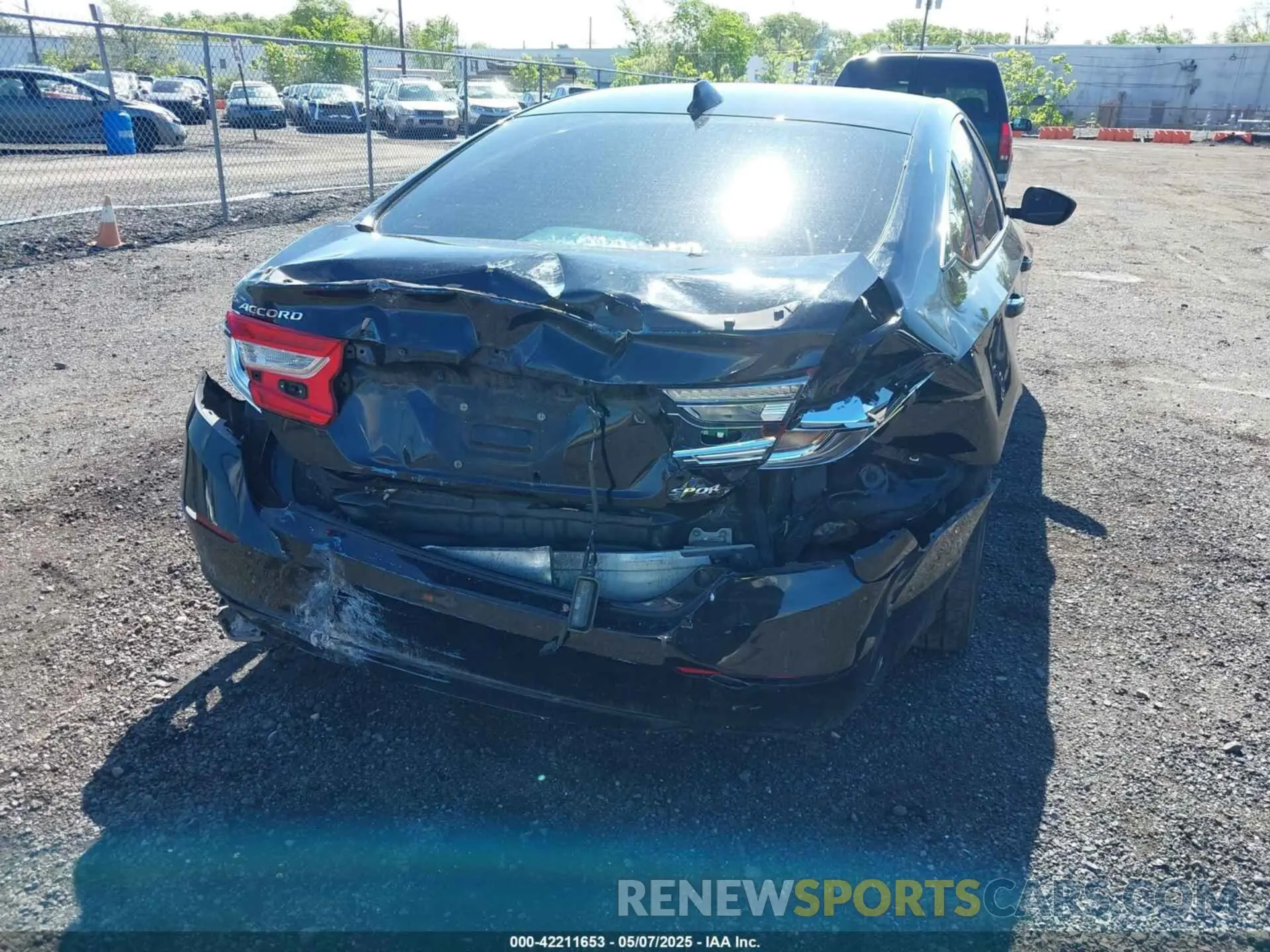 6 Фотография поврежденного автомобиля 1HGCV1F35NA061806 HONDA ACCORD 2022