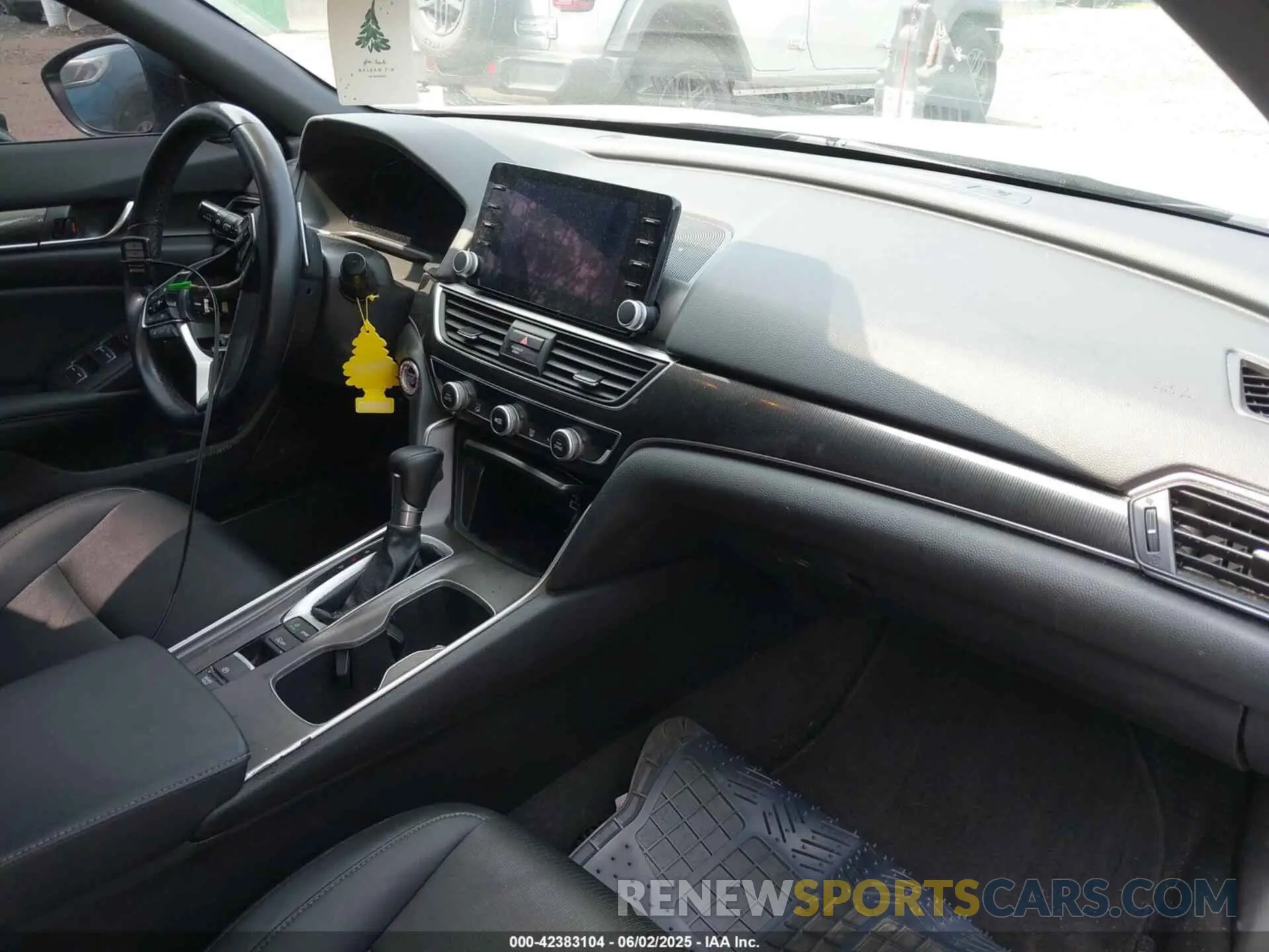 5 Photograph of a damaged car 1HGCV1F35NA062261 HONDA ACCORD 2022