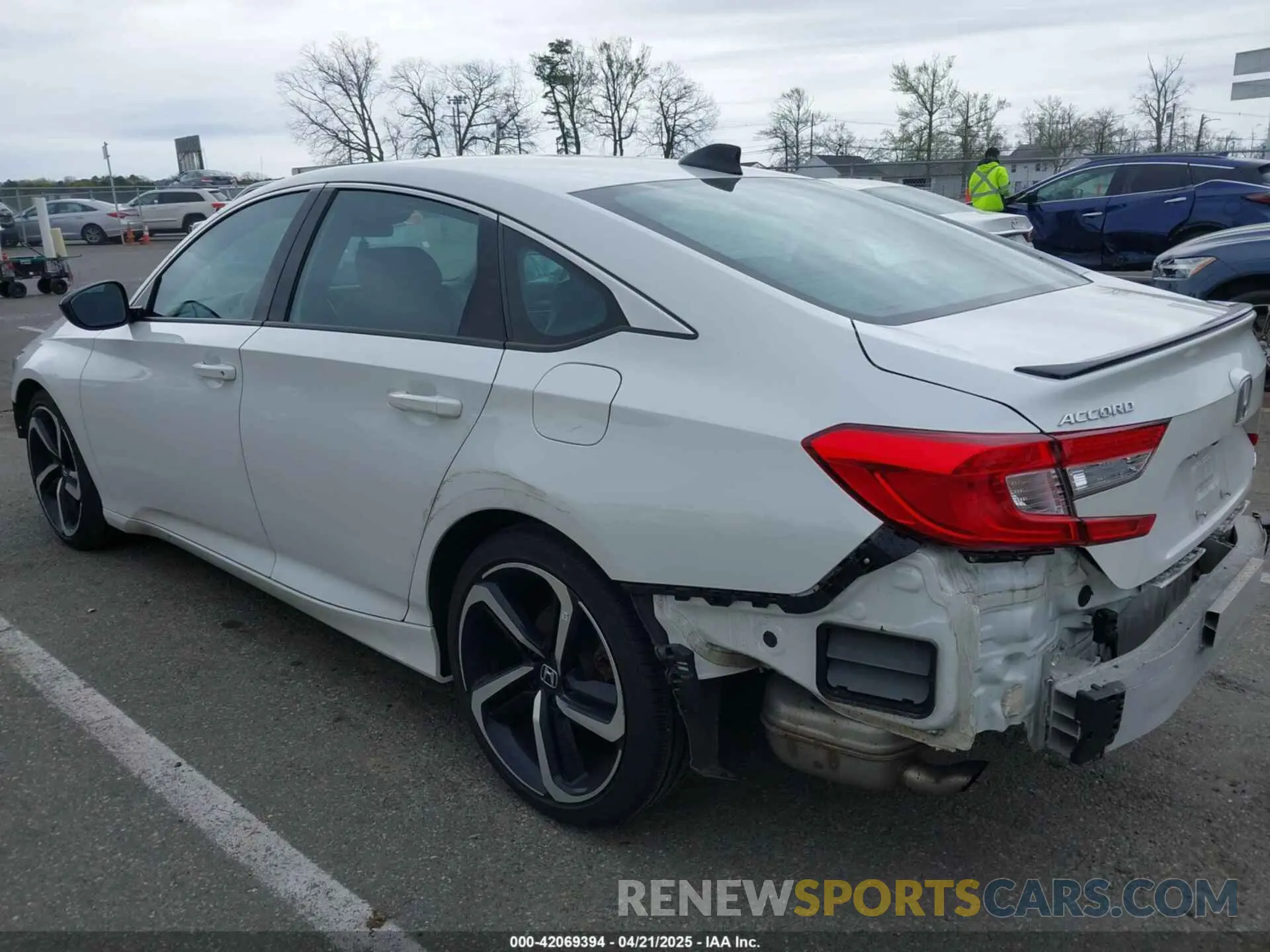 21 Photograph of a damaged car 1HGCV1F35NA111989 HONDA ACCORD 2022