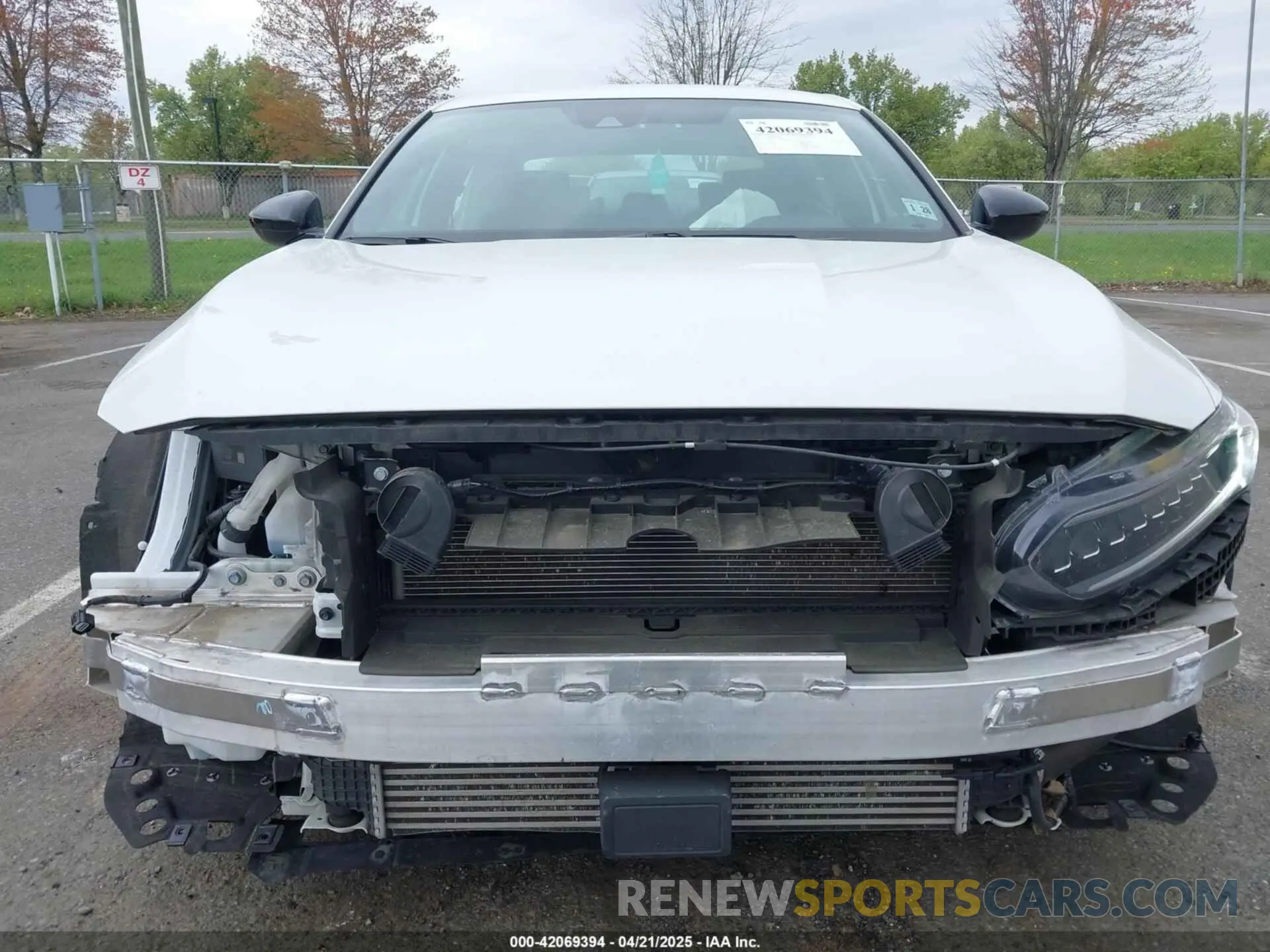 6 Photograph of a damaged car 1HGCV1F35NA111989 HONDA ACCORD 2022