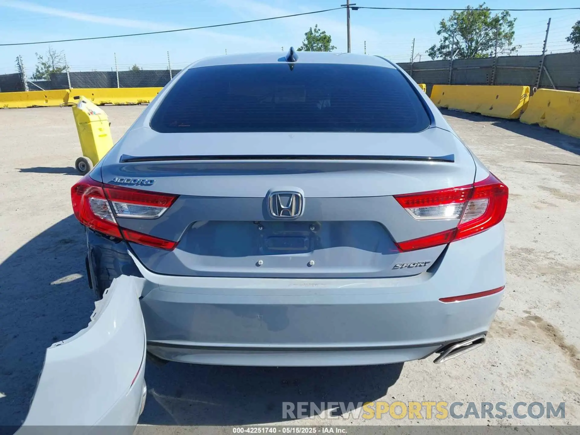 15 Photograph of a damaged car 1HGCV1F36NA013814 HONDA ACCORD 2022