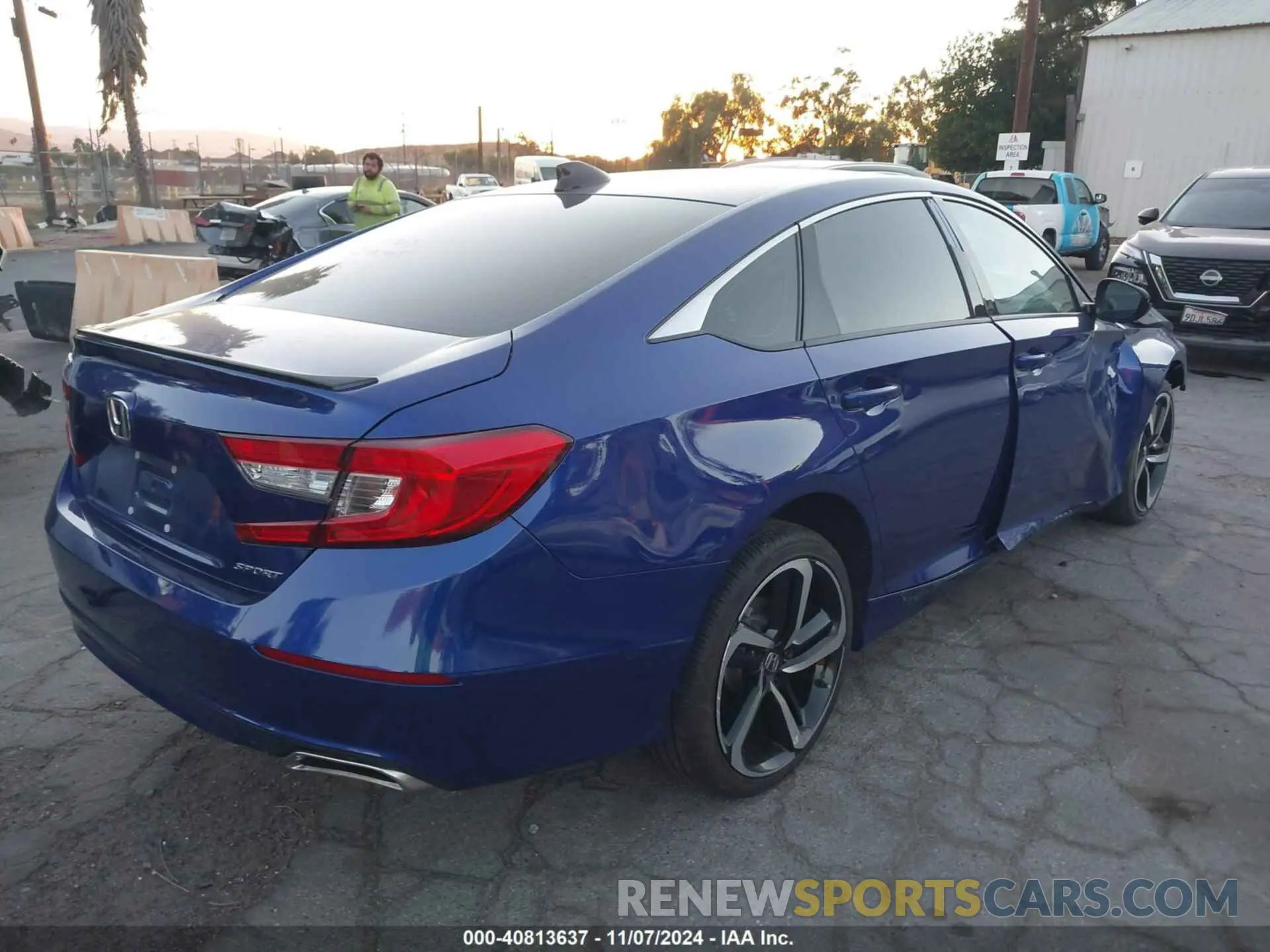 4 Фотография поврежденного автомобиля 1HGCV1F36NA075505 HONDA ACCORD 2022