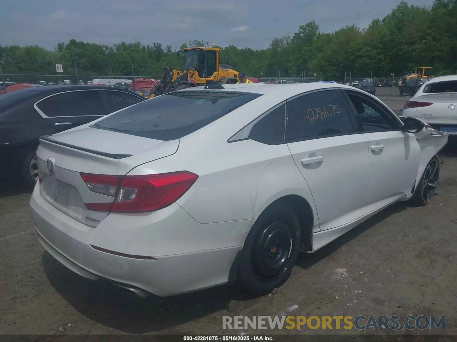 4 Photograph of a damaged car 1HGCV1F36NA078324 HONDA ACCORD 2022