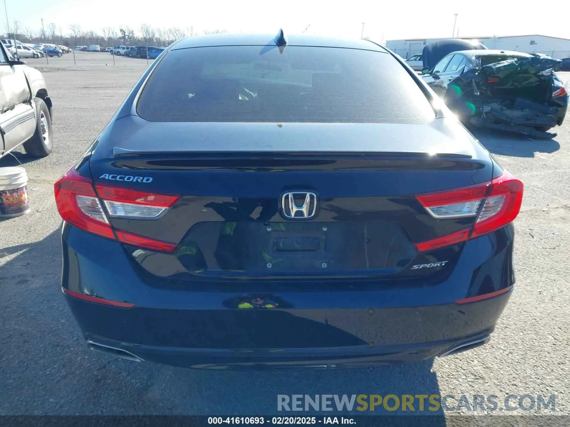 16 Photograph of a damaged car 1HGCV1F36NA117588 HONDA ACCORD 2022