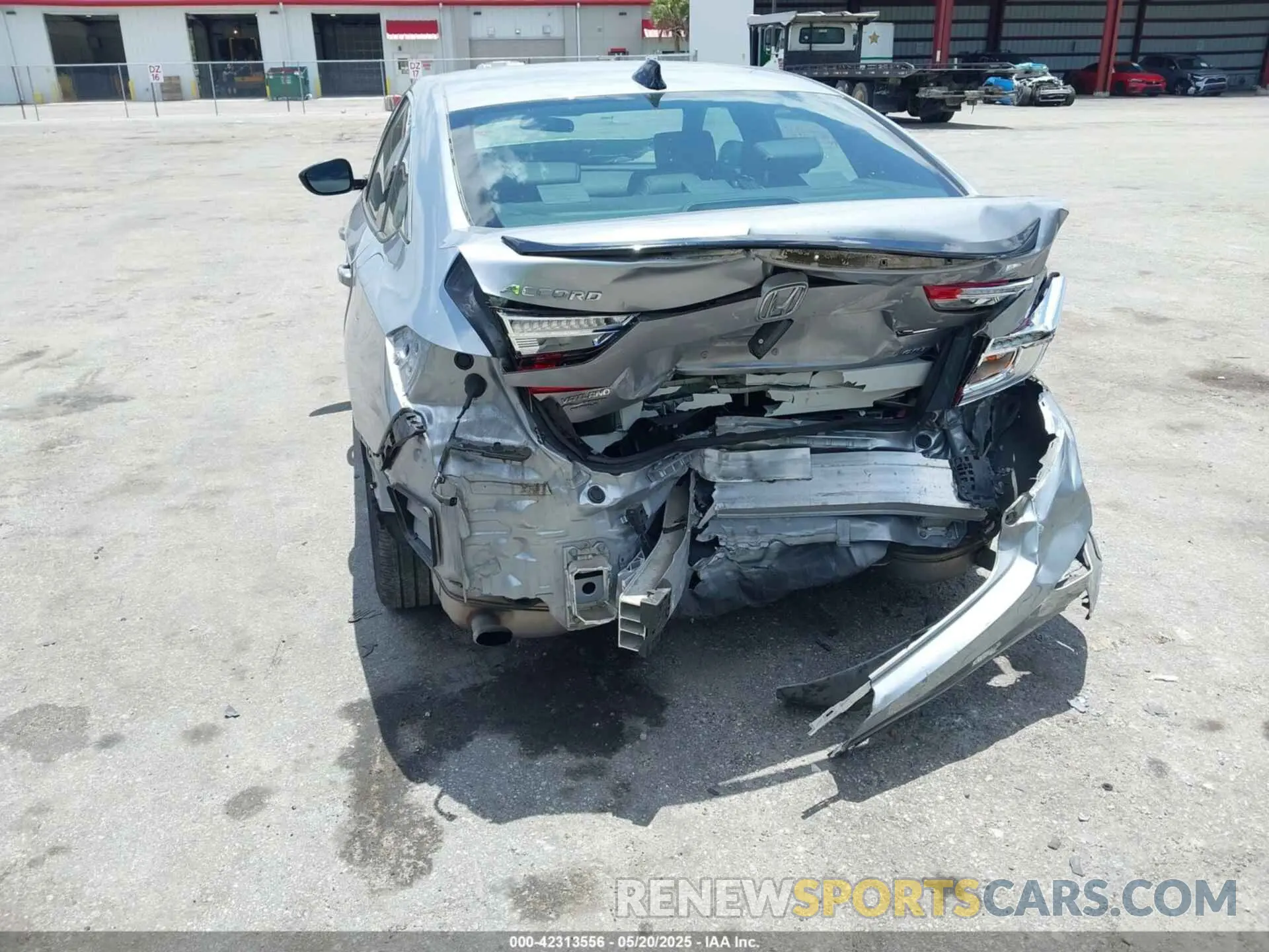 6 Фотография поврежденного автомобиля 1HGCV1F37NA106700 HONDA ACCORD 2022