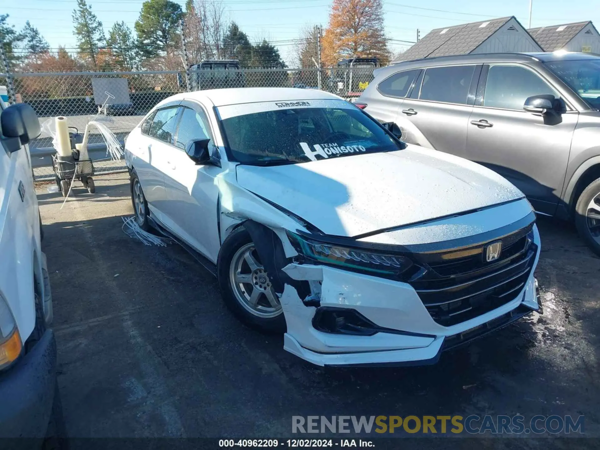 1 Фотография поврежденного автомобиля 1HGCV1F38NA043588 HONDA ACCORD 2022