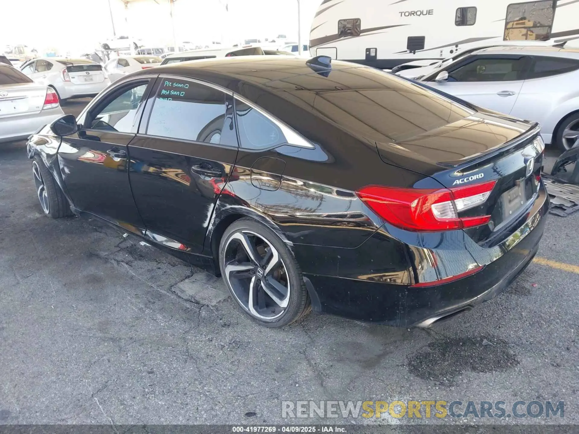 3 Photograph of a damaged car 1HGCV1F39NA063803 HONDA ACCORD 2022