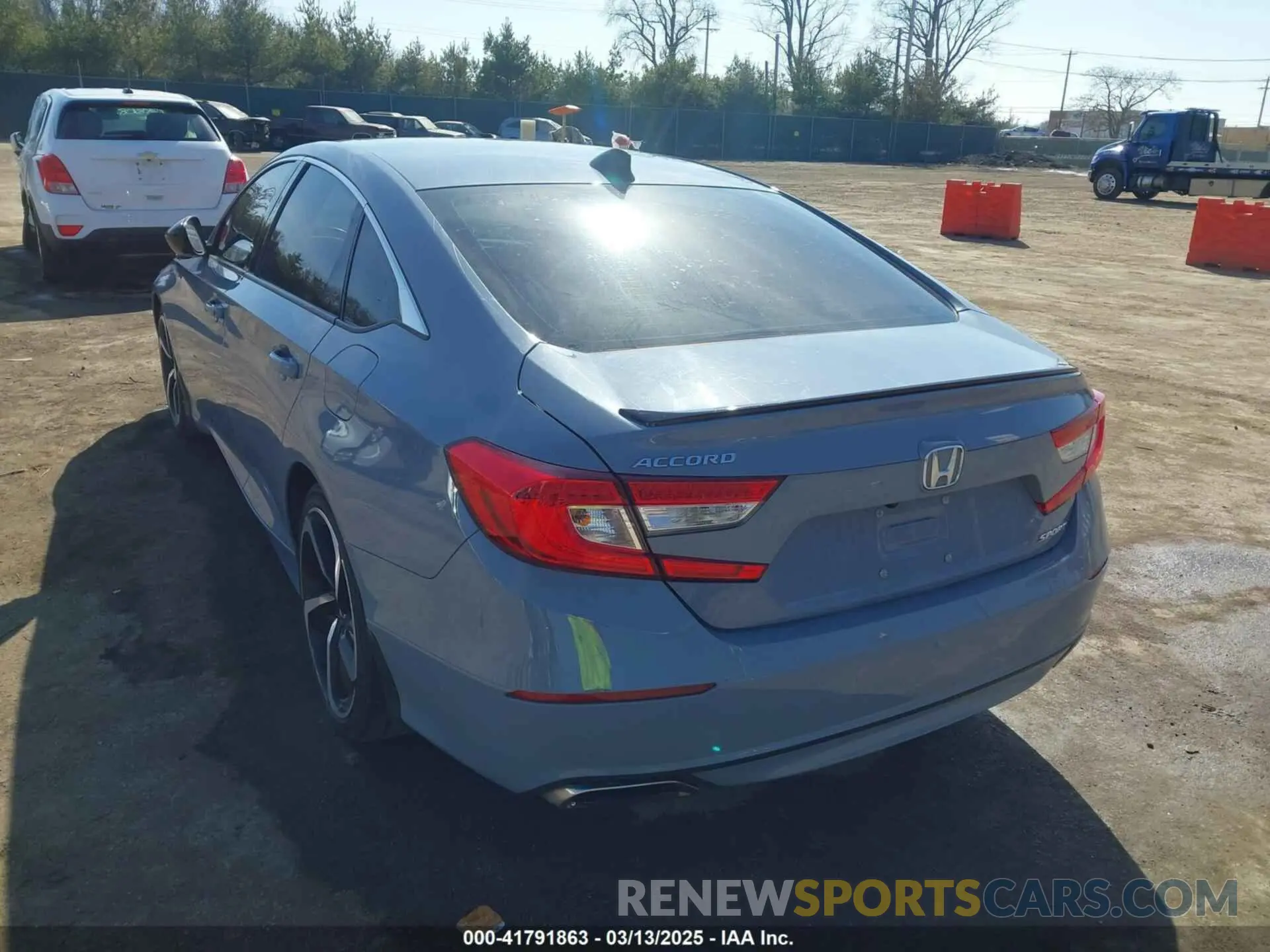 3 Photograph of a damaged car 1HGCV1F3XNA025528 HONDA ACCORD 2022