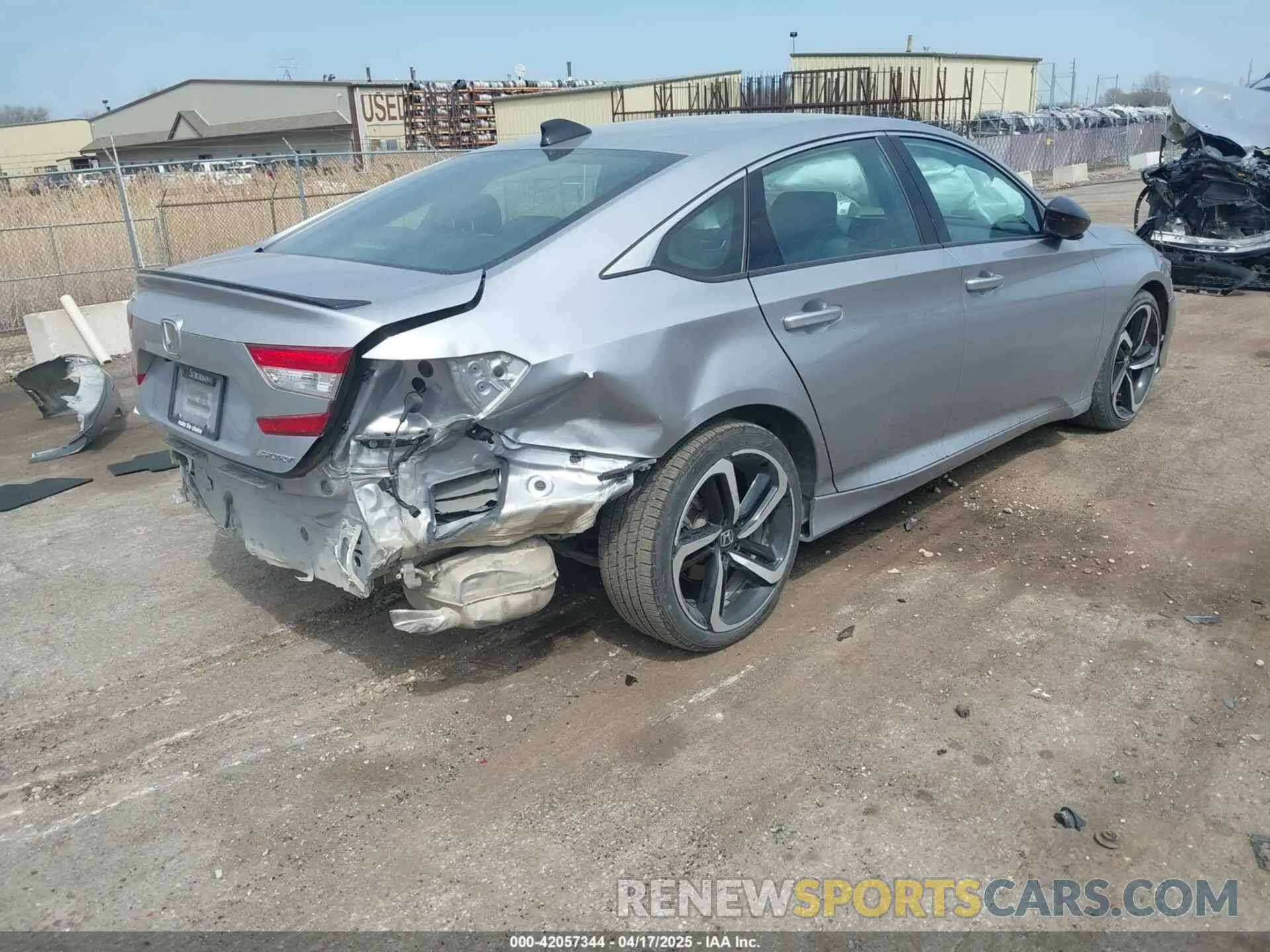 4 Фотография поврежденного автомобиля 1HGCV1F3XNA042331 HONDA ACCORD 2022