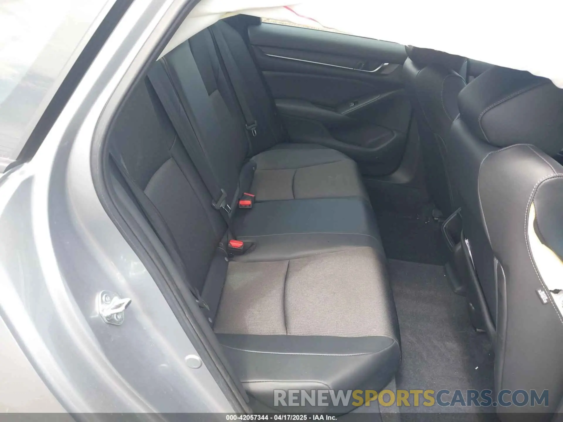 8 Фотография поврежденного автомобиля 1HGCV1F3XNA042331 HONDA ACCORD 2022