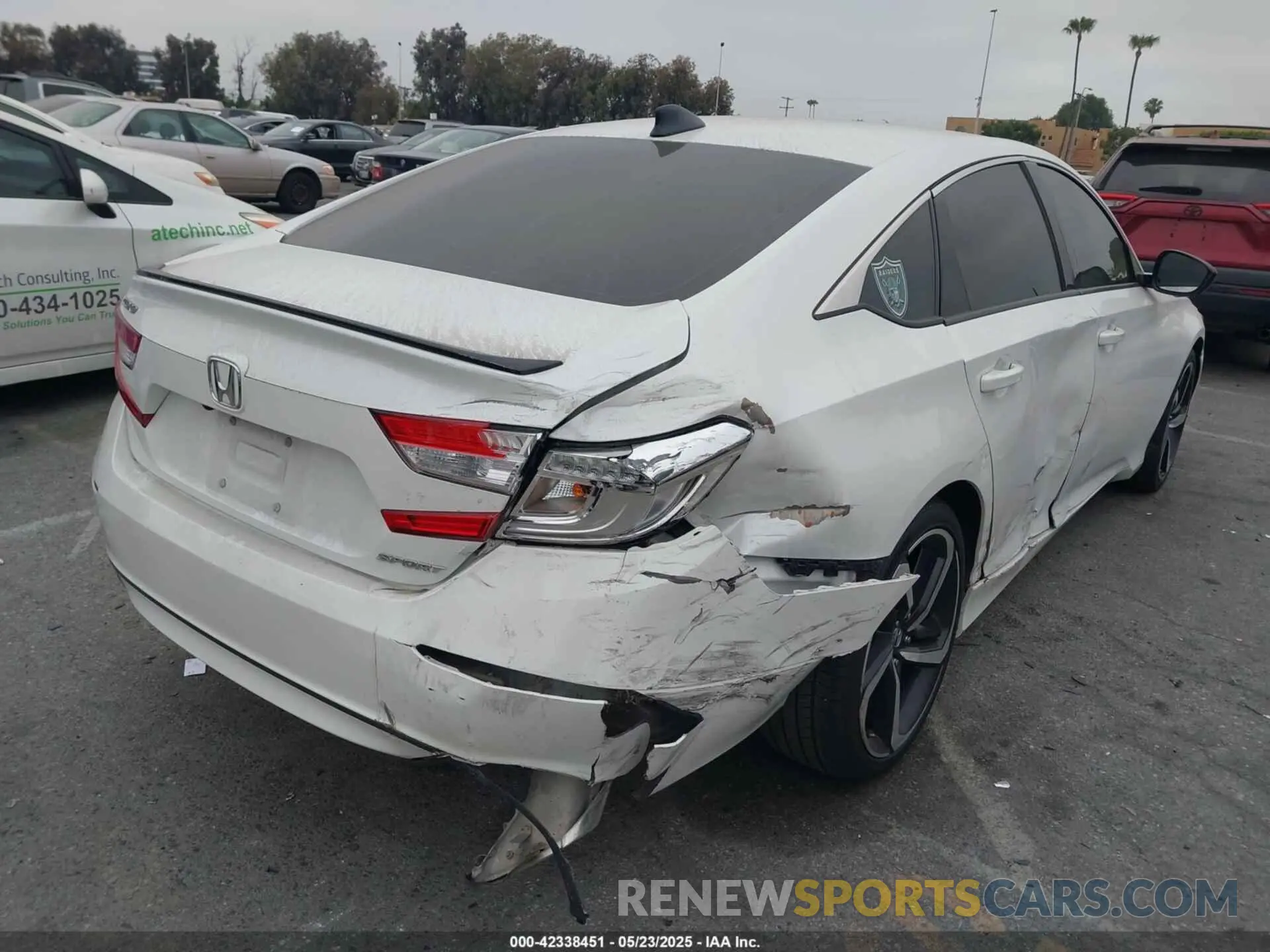 4 Photograph of a damaged car 1HGCV1F3XNA079377 HONDA ACCORD 2022