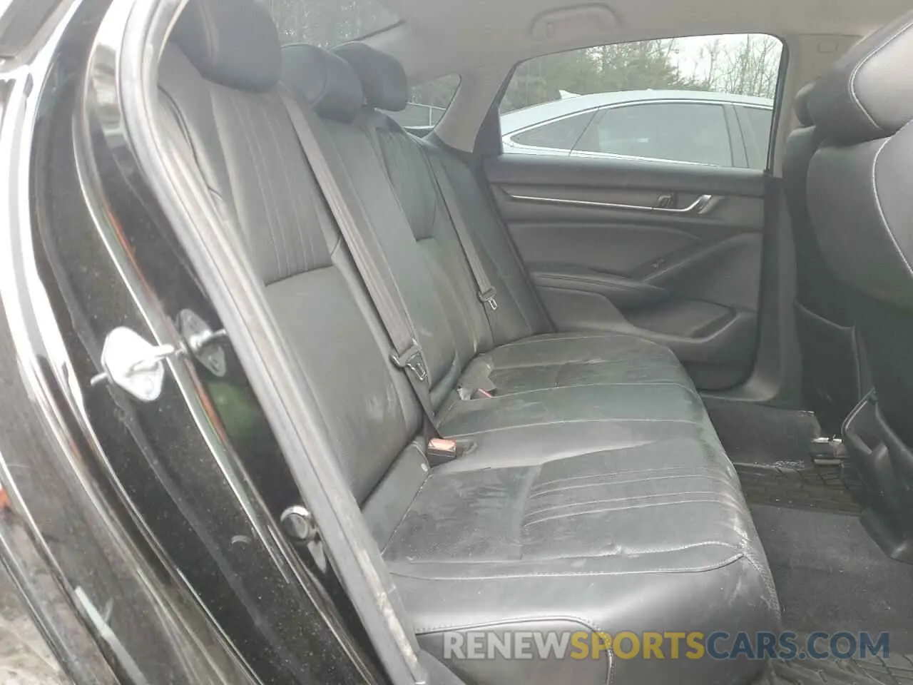 10 Photograph of a damaged car 1HGCV1F40NA005619 HONDA ACCORD 2022