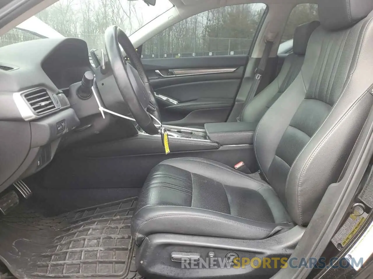 7 Photograph of a damaged car 1HGCV1F40NA005619 HONDA ACCORD 2022
