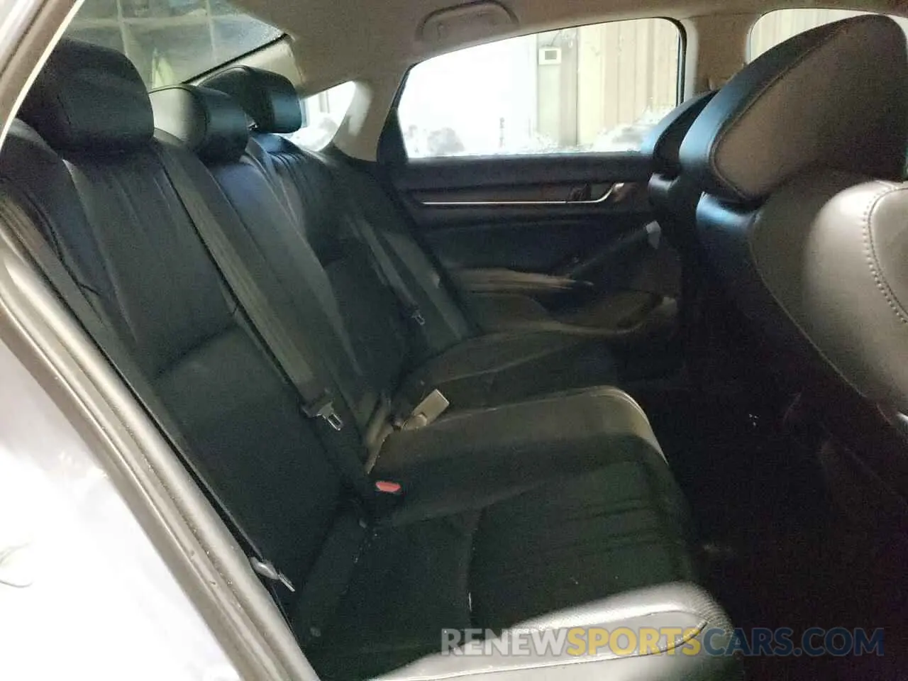 10 Photograph of a damaged car 1HGCV1F41NA006407 HONDA ACCORD 2022