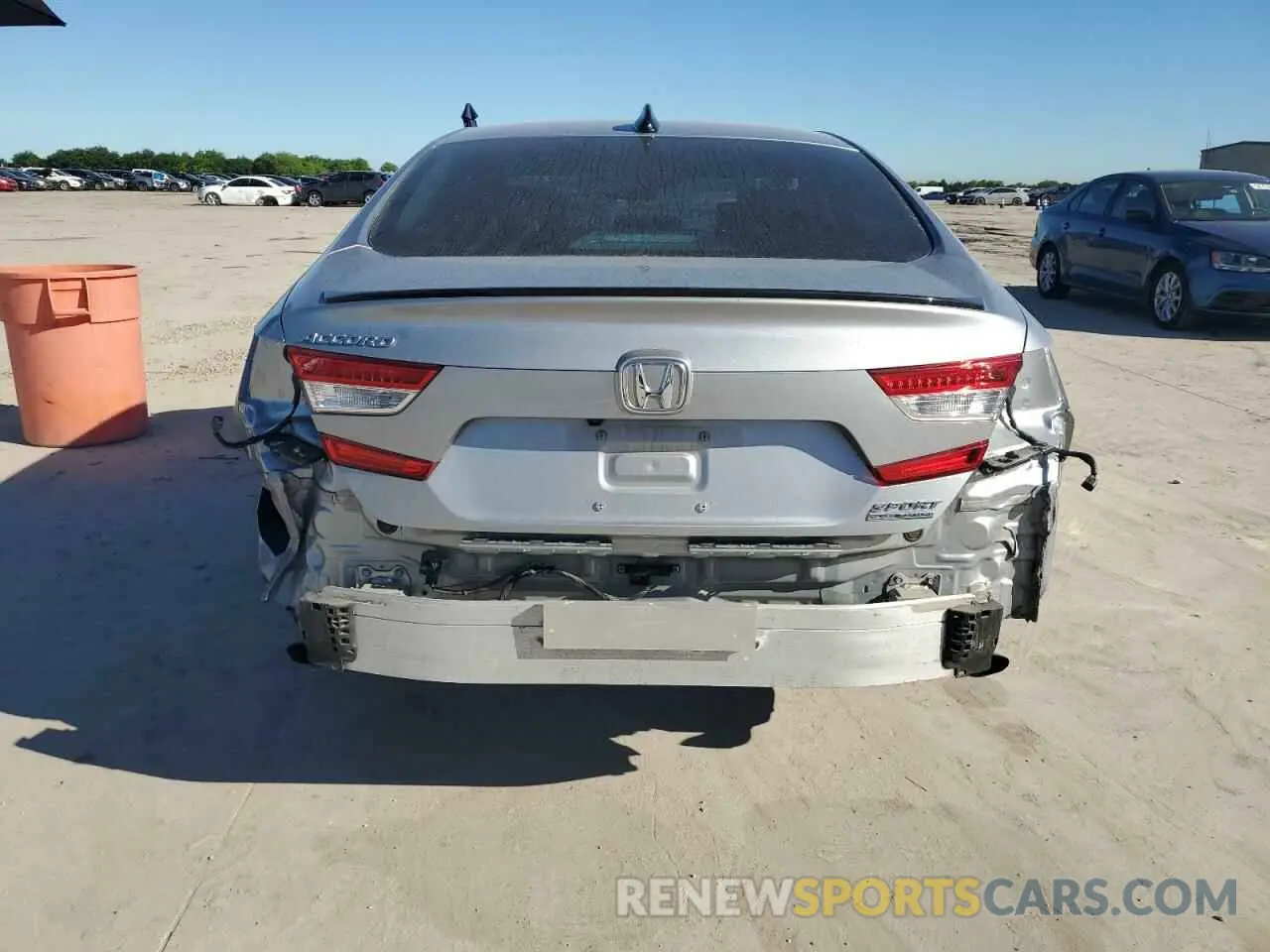 6 Photograph of a damaged car 1HGCV1F41NA120200 HONDA ACCORD 2022