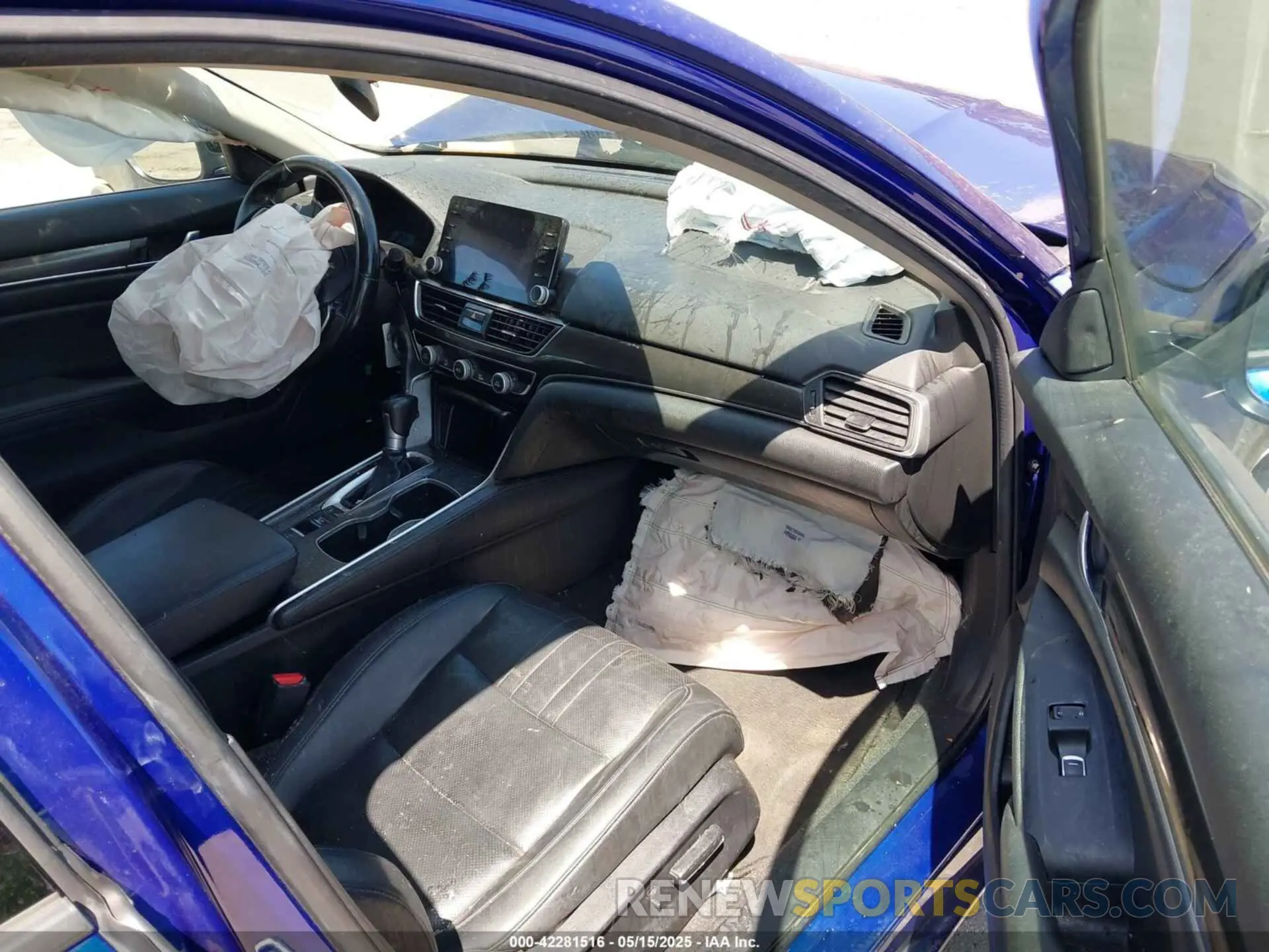 5 Photograph of a damaged car 1HGCV1F42NA016685 HONDA ACCORD 2022