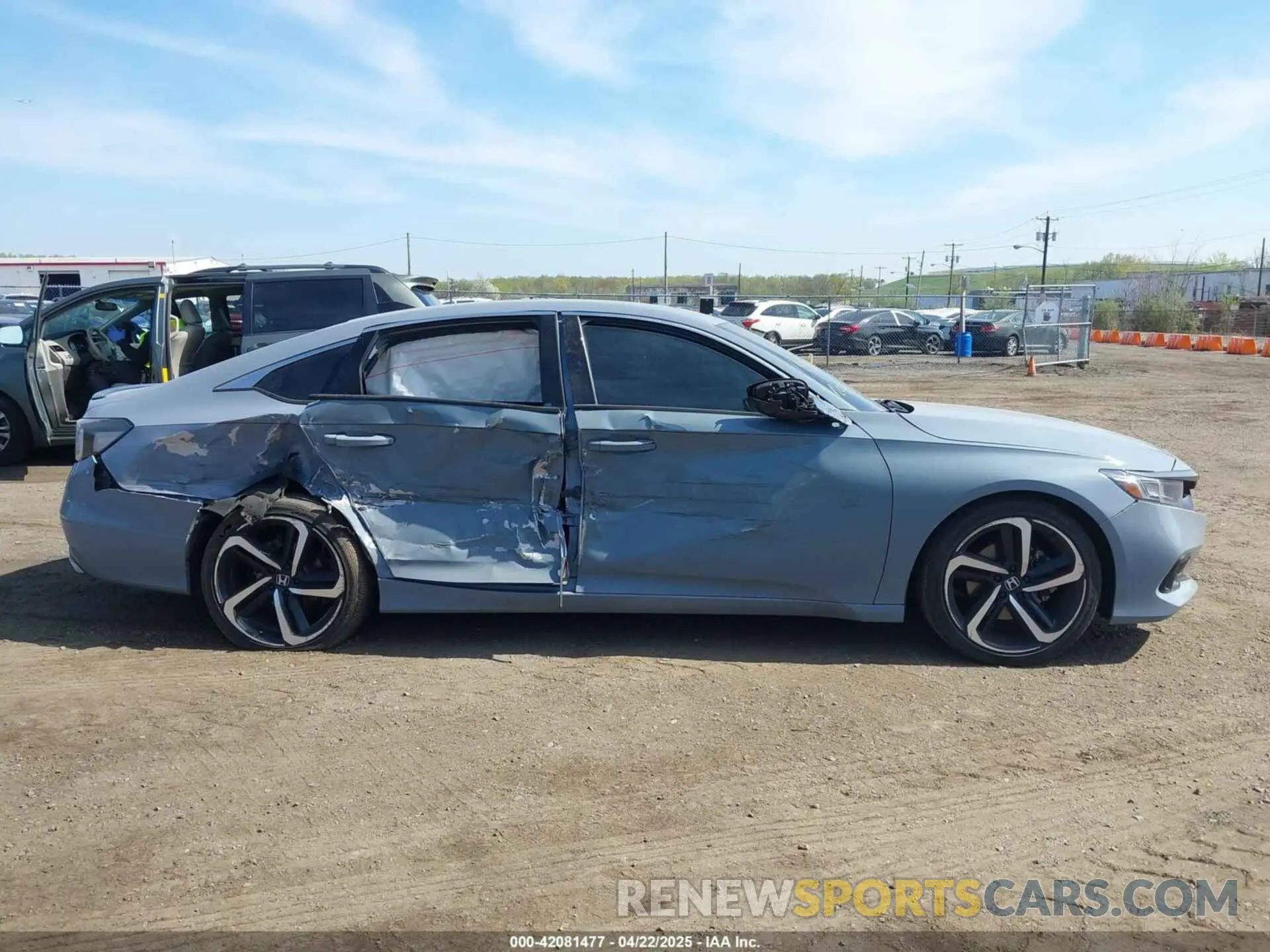 13 Фотография поврежденного автомобиля 1HGCV1F42NA065319 HONDA ACCORD 2022