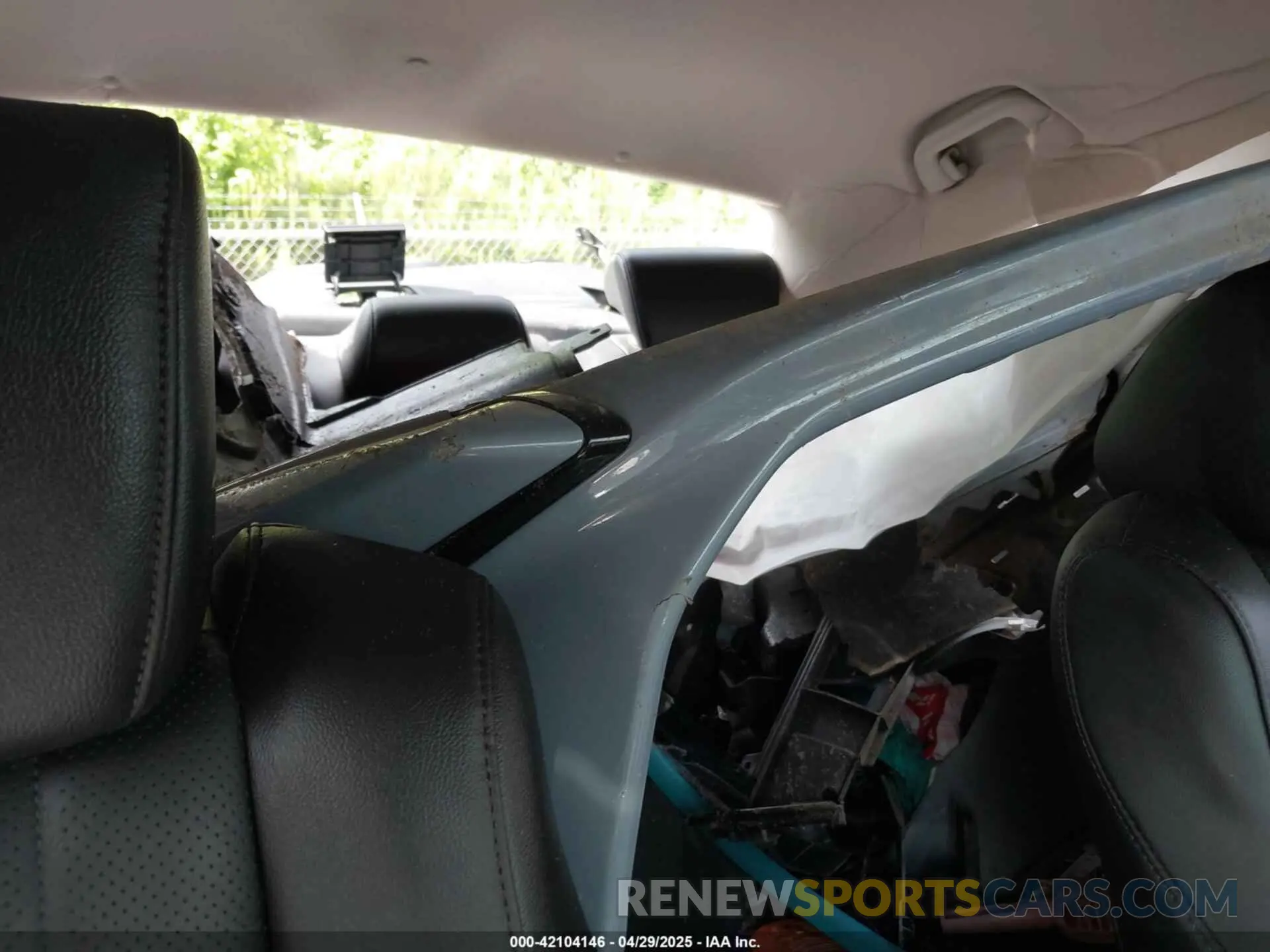 8 Photograph of a damaged car 1HGCV1F42NA119699 HONDA ACCORD 2022