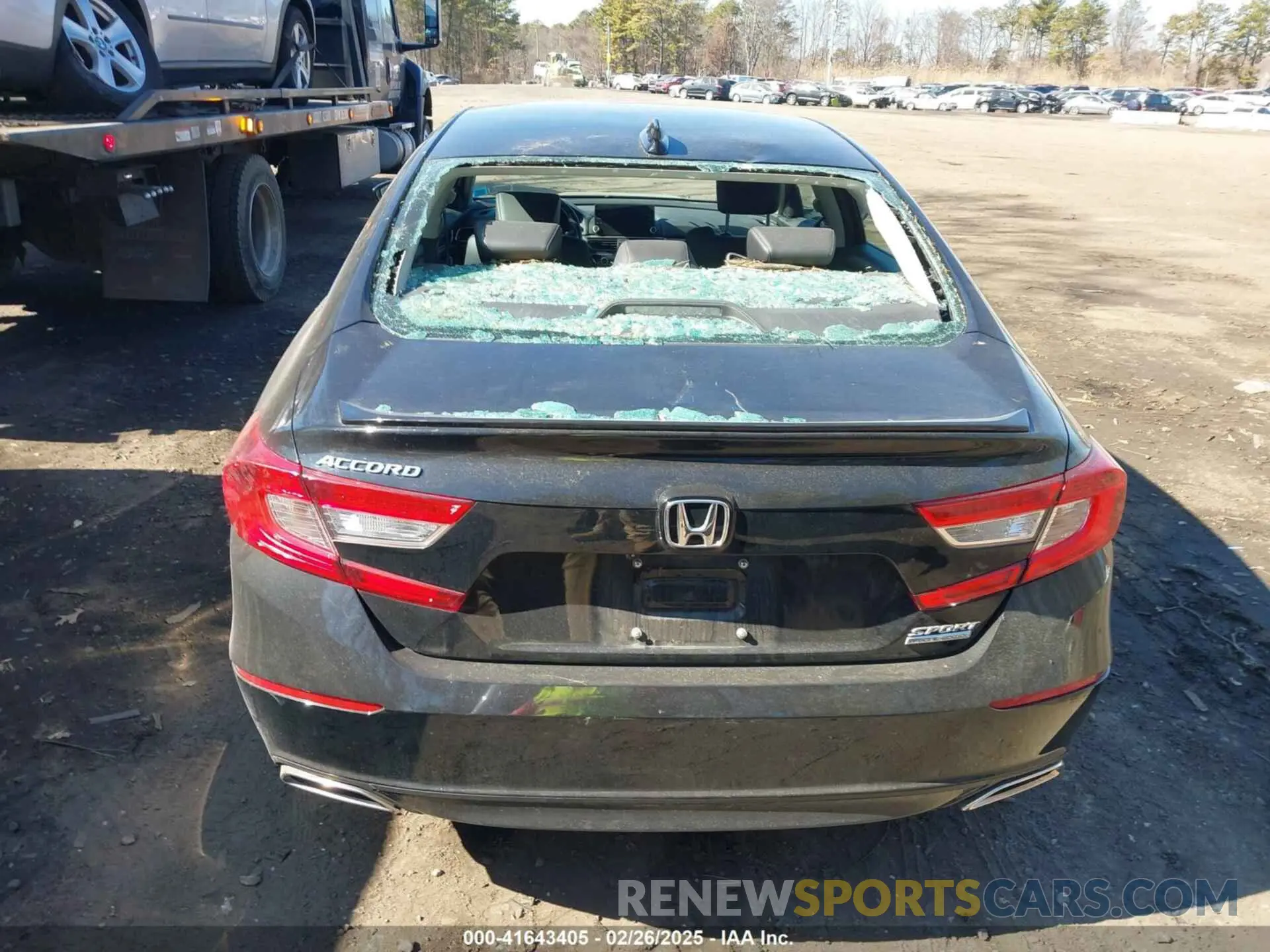 6 Photograph of a damaged car 1HGCV1F44NA027784 HONDA ACCORD 2022