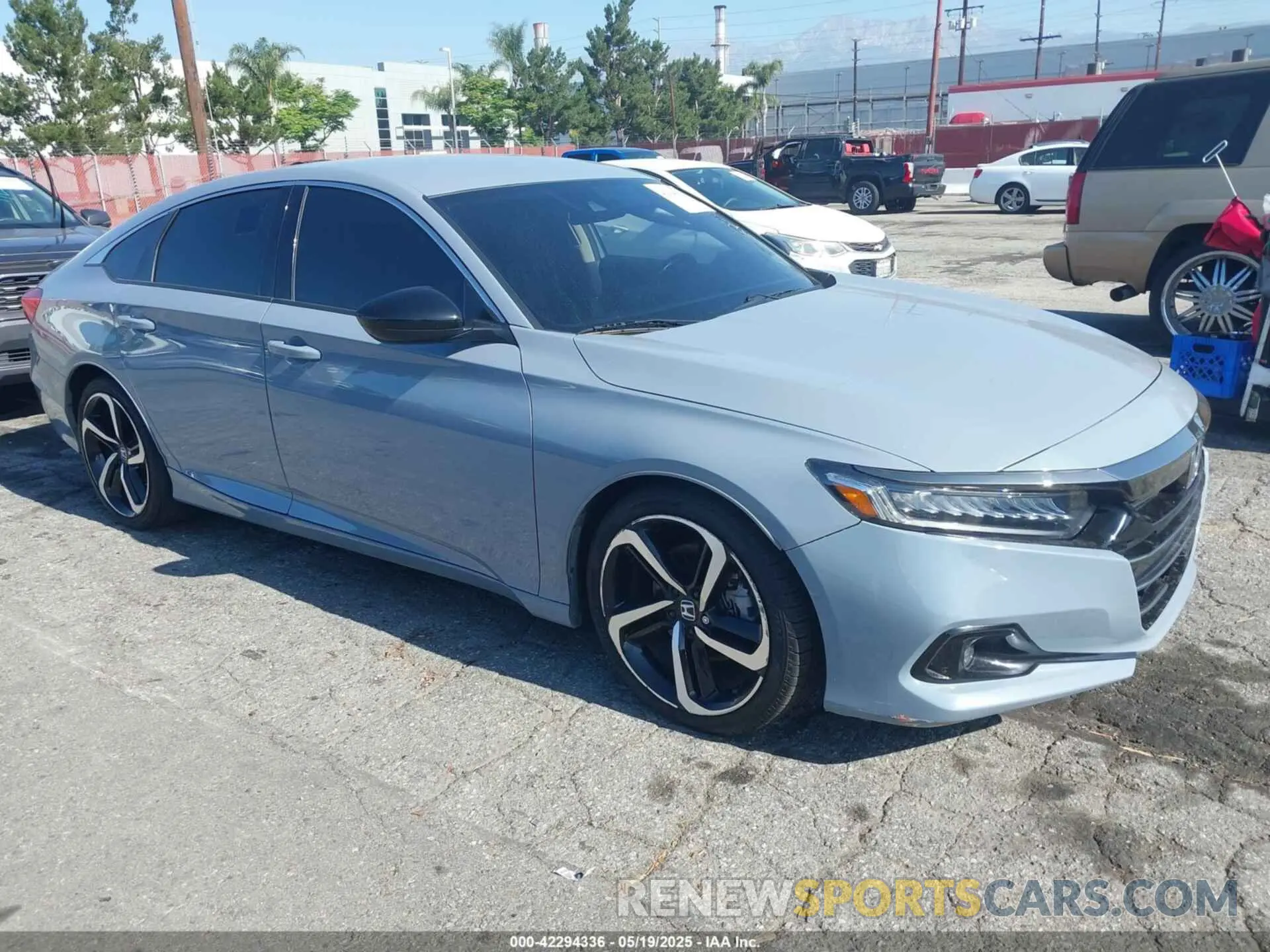 1 Photograph of a damaged car 1HGCV1F44NA082803 HONDA ACCORD 2022
