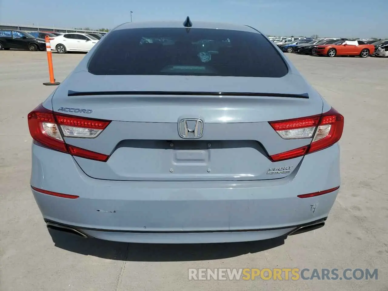 6 Фотография поврежденного автомобиля 1HGCV1F44NA105643 HONDA ACCORD 2022
