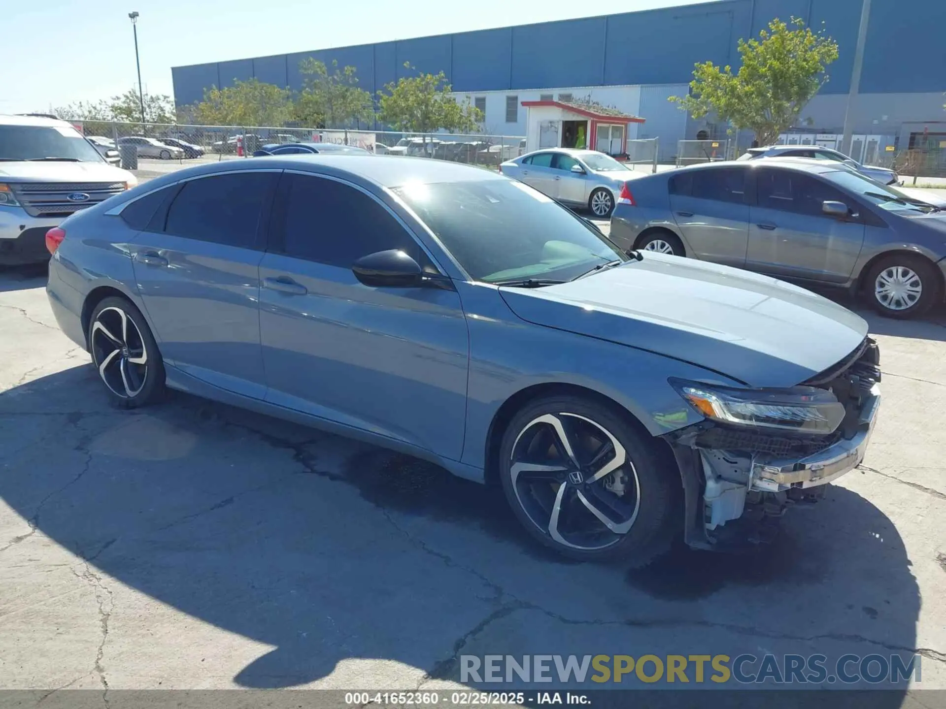 1 Фотография поврежденного автомобиля 1HGCV1F45NA053052 HONDA ACCORD 2022