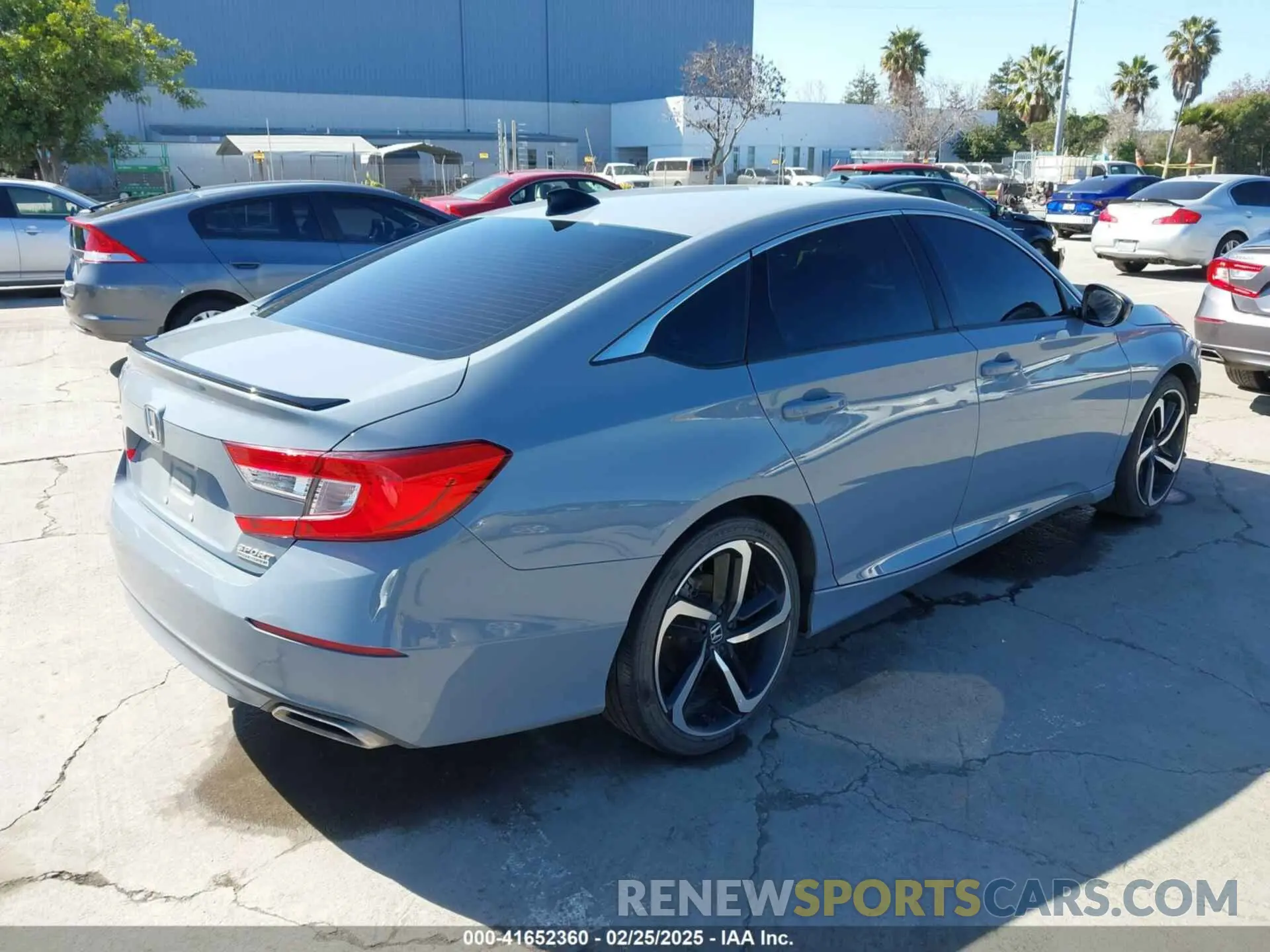 4 Фотография поврежденного автомобиля 1HGCV1F45NA053052 HONDA ACCORD 2022