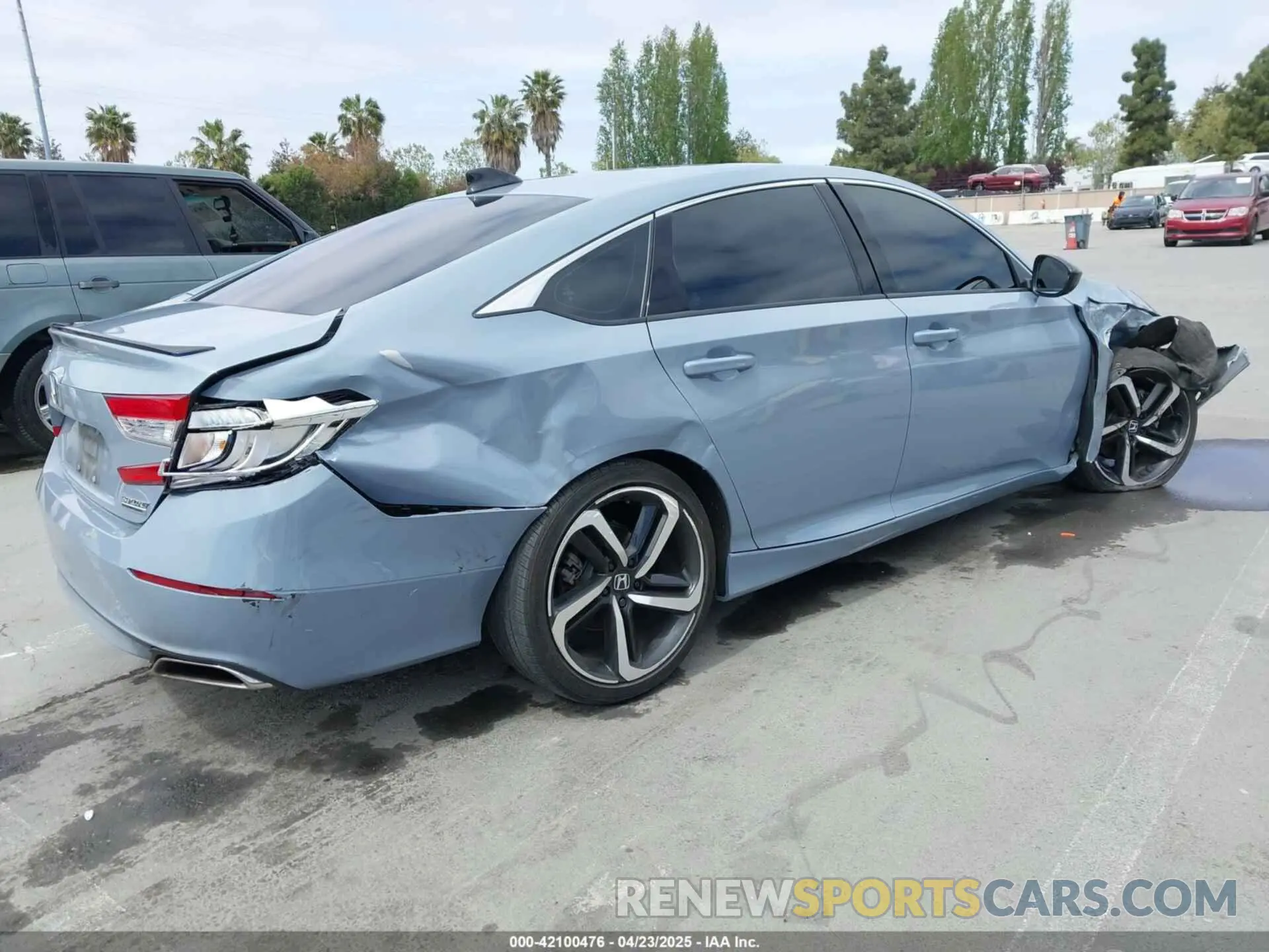 4 Фотография поврежденного автомобиля 1HGCV1F45NA056498 HONDA ACCORD 2022