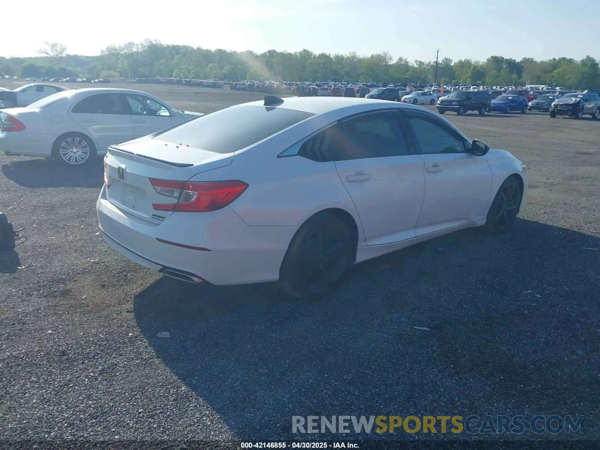 4 Photograph of a damaged car 1HGCV1F45NA113315 HONDA ACCORD 2022