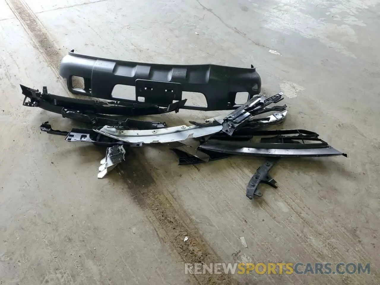 12 Photograph of a damaged car 1HGCV1F46NA018004 HONDA ACCORD 2022