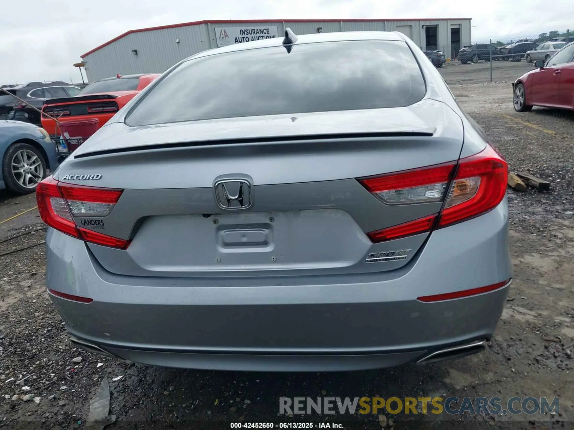 16 Photograph of a damaged car 1HGCV1F47NA017458 HONDA ACCORD 2022