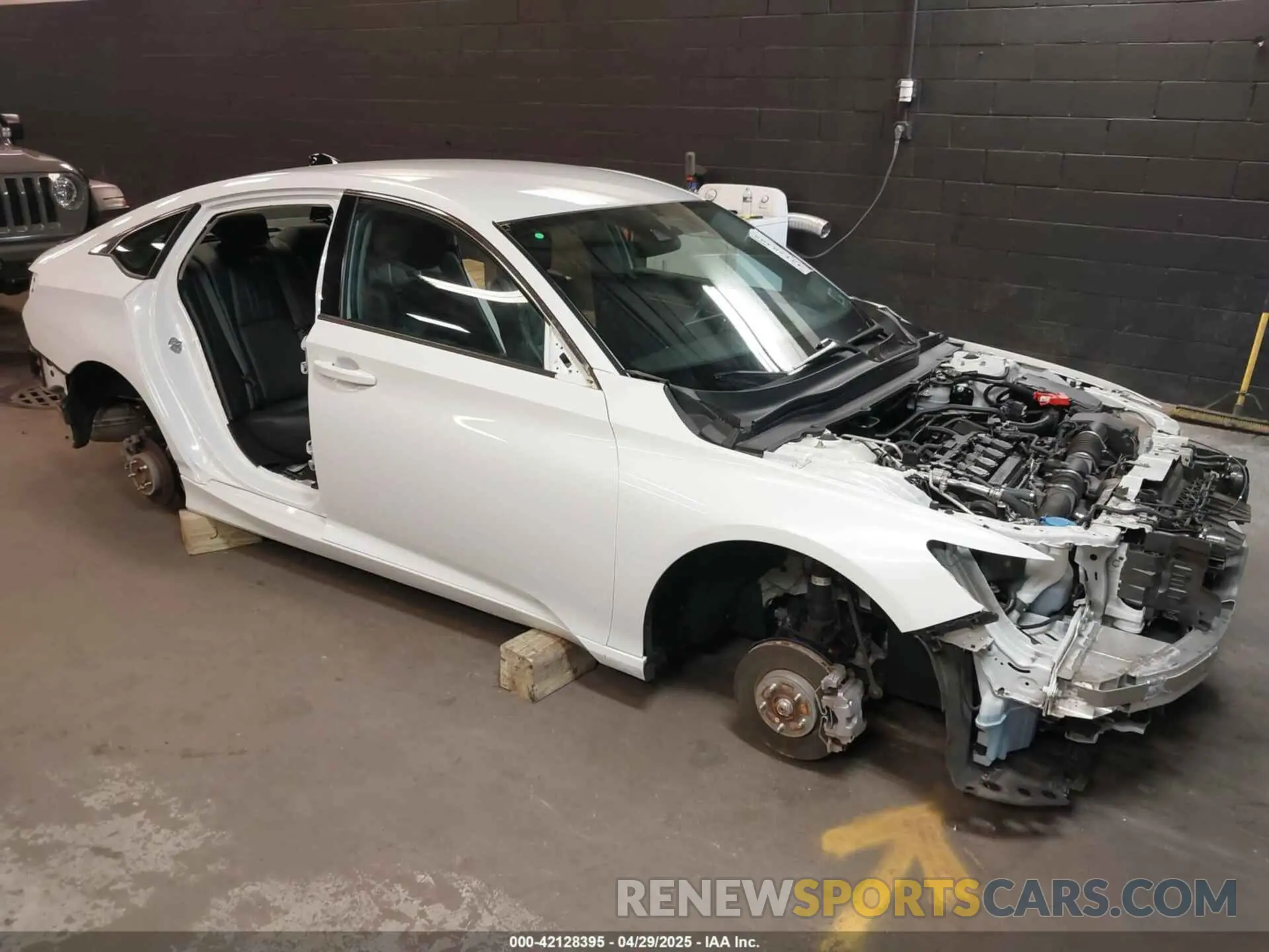 6 Photograph of a damaged car 1HGCV1F47NA113168 HONDA ACCORD 2022