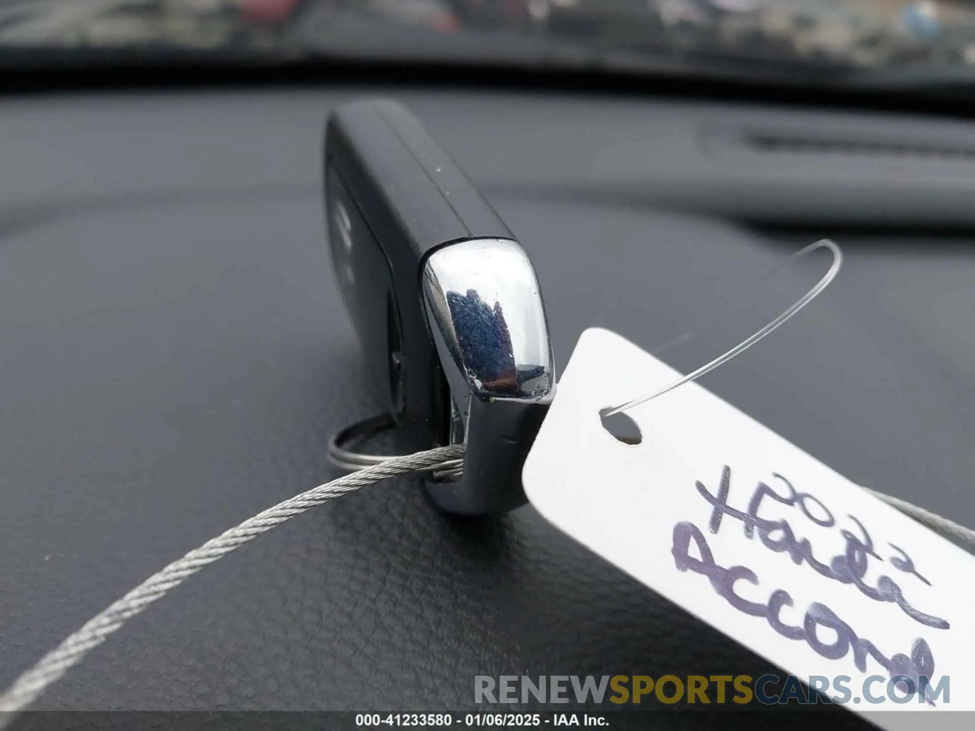 11 Photograph of a damaged car 1HGCV1F48NA015718 HONDA ACCORD 2022